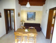 Vrijstaande bungalow in Marina di Modica met grote terras op 30 meter van zee - thumbnail 5