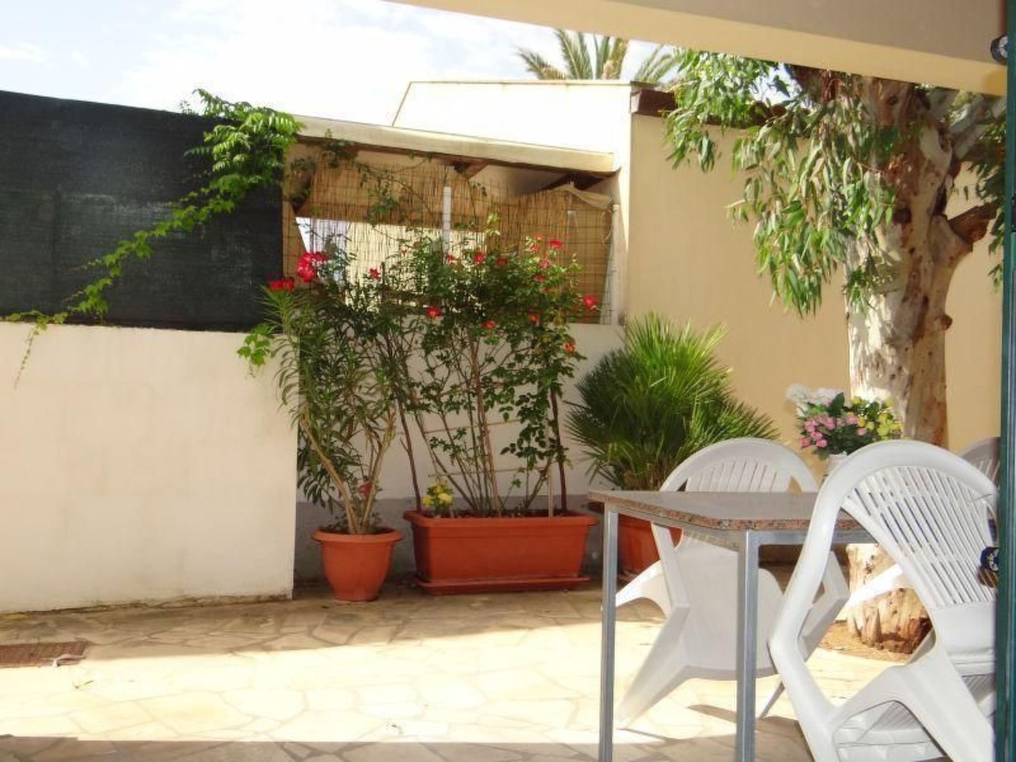 In Marina Di Modica mit Großer Terrasse-Dedans