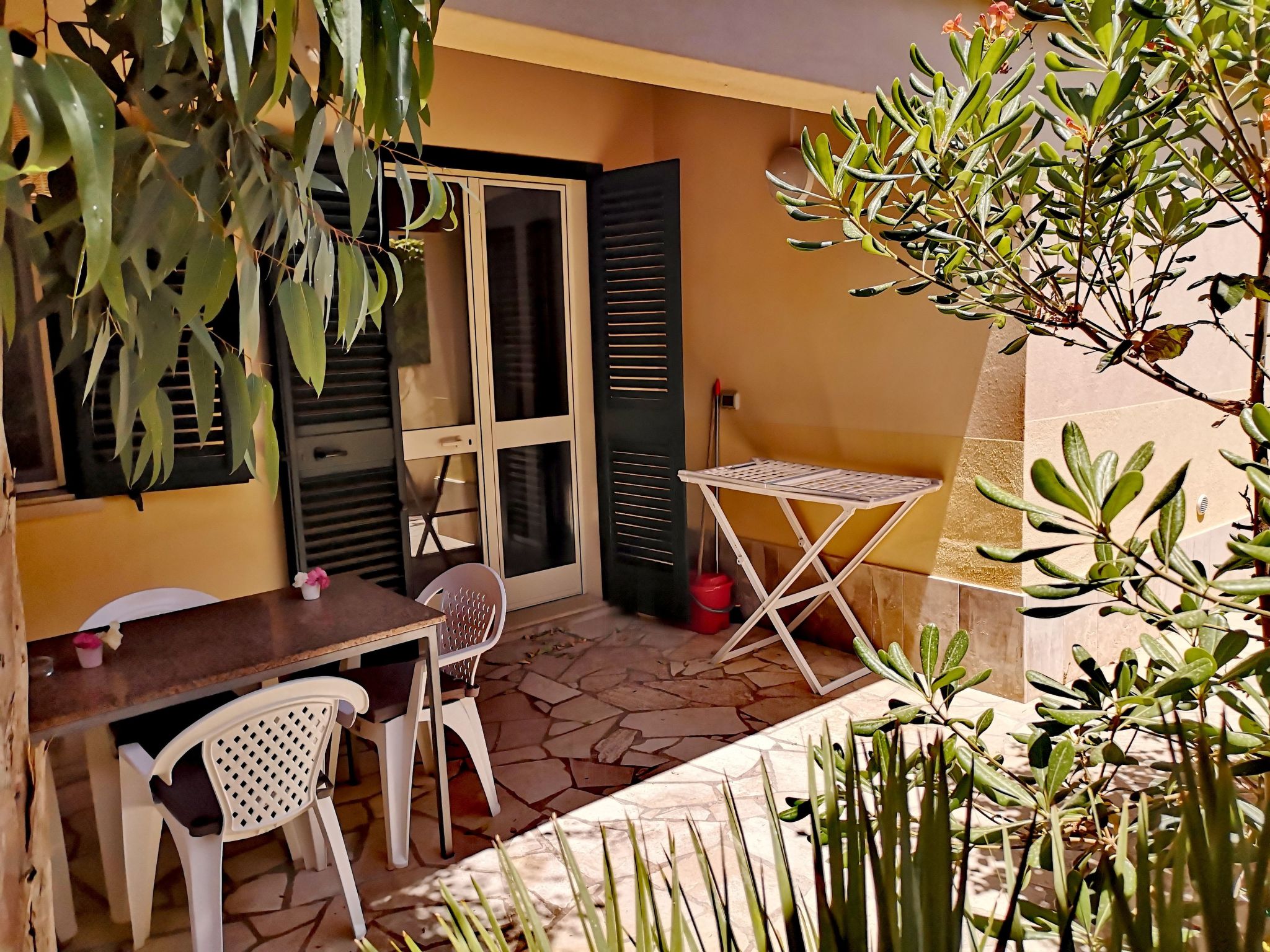 In Marina Di Modica mit Großer Terrasse-Dedans