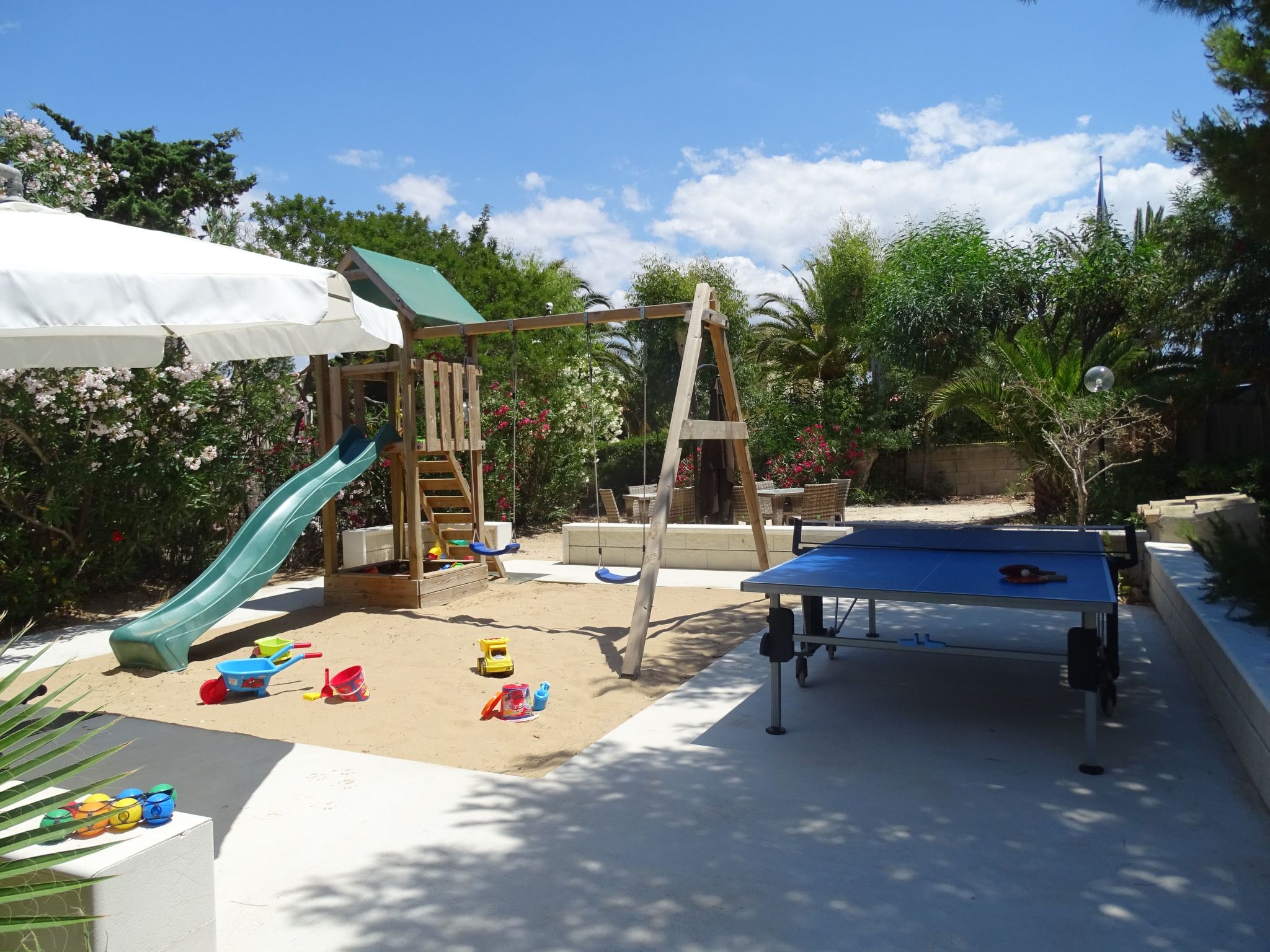 In Marina Di Modica mit Großer Terrasse-Dedans