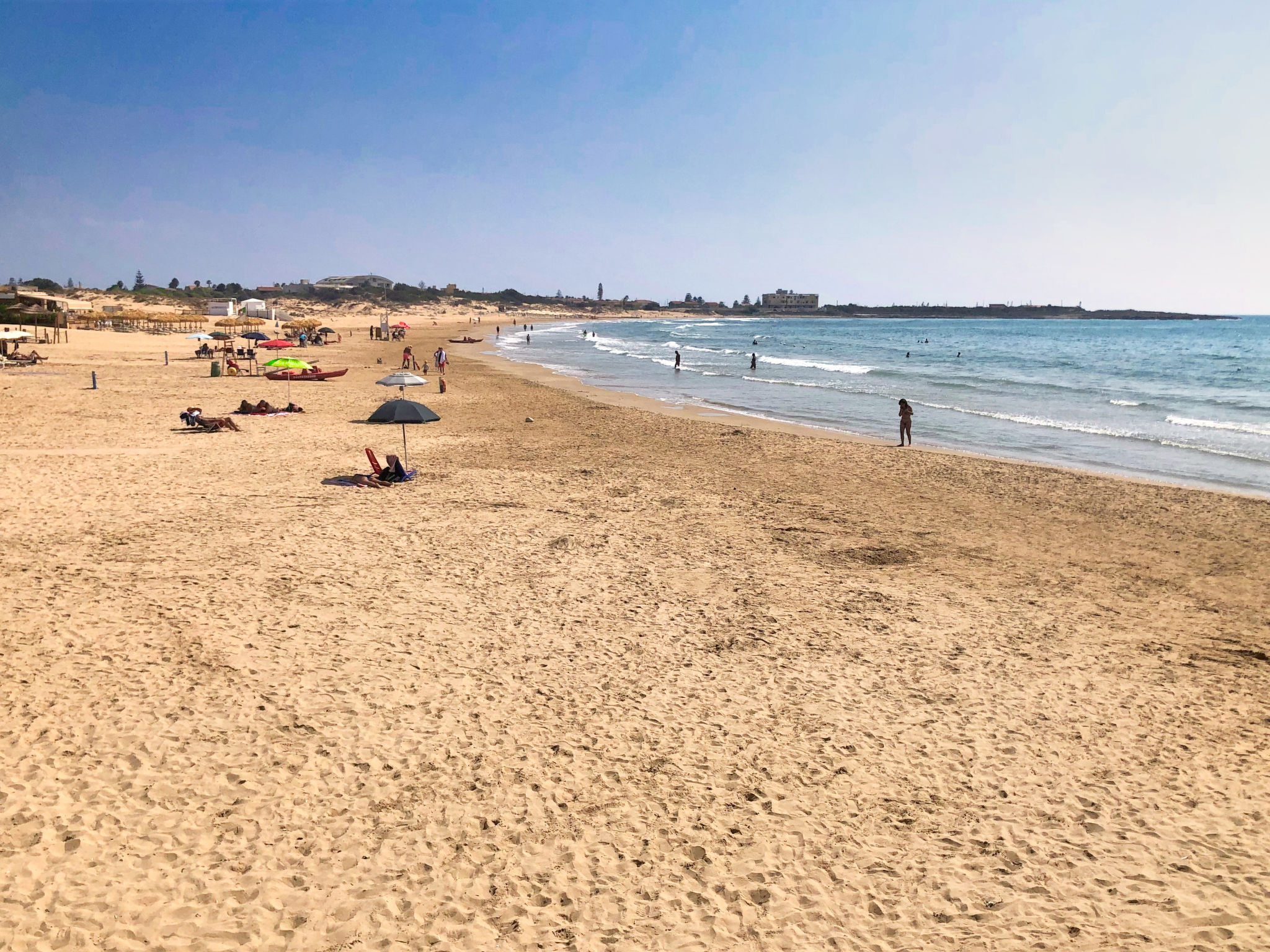 In Marina Di Modica mit Großer Terrasse-Environnement