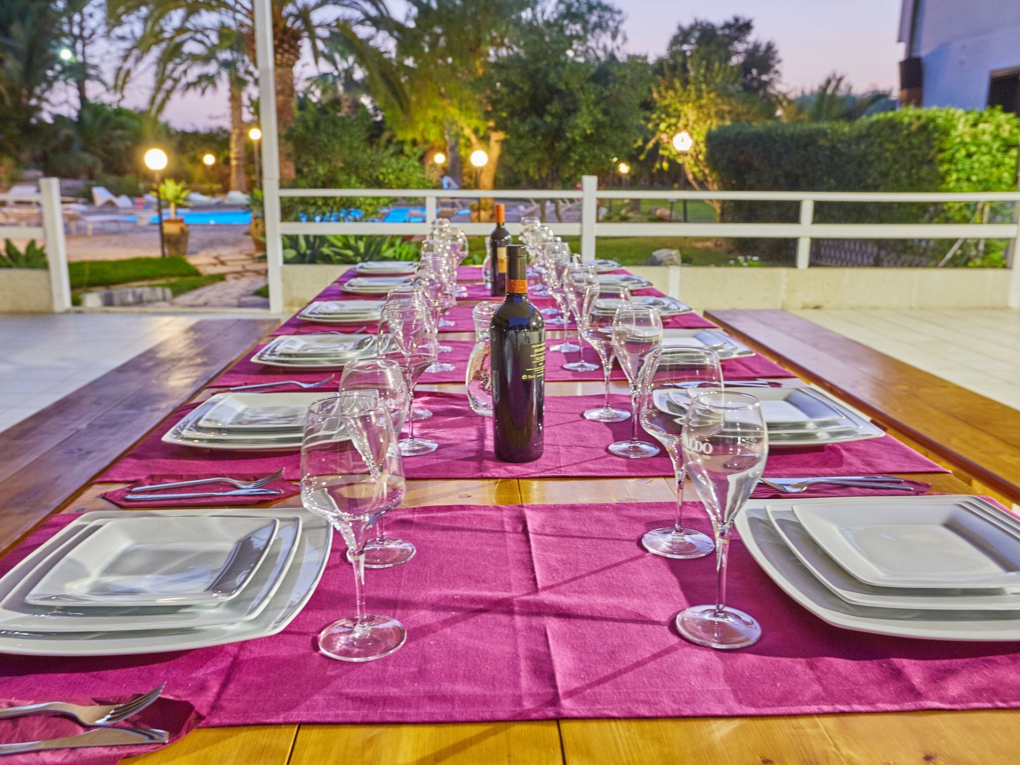 Für 15 Personen in Marina di Modica, Sizilien (Provinz Ragusa)-Binnen