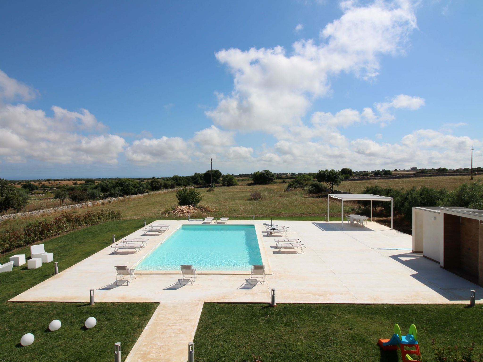 Casa Sbrizza... auf dem Lande, 15 Minuten vom Meer entfernt-Dehors