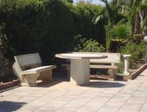 Villa Degli Angeli: sfeervolle zeezichtvilla met tuin op 50 meter van het strand - thumbnail 5