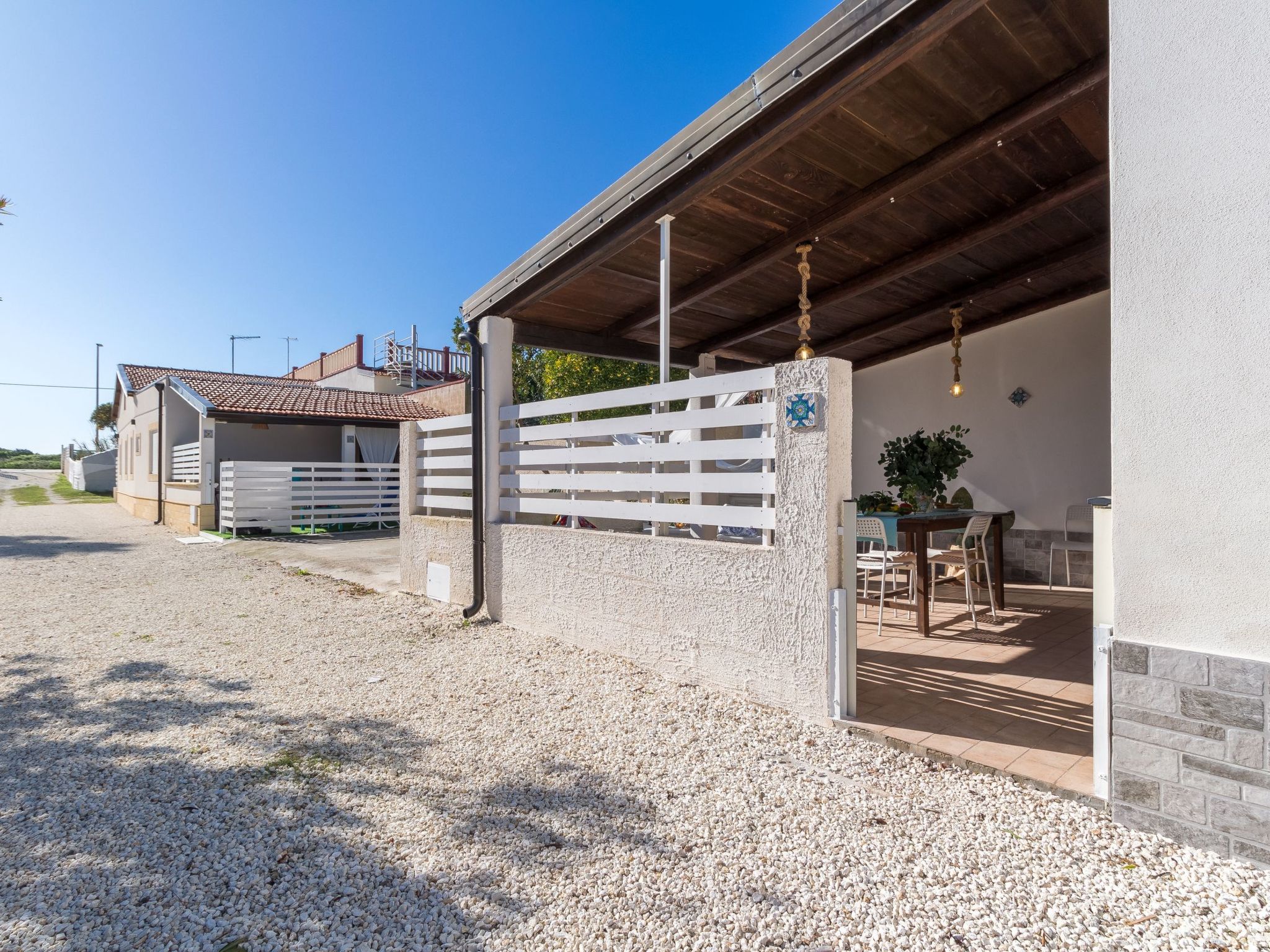 Edoné, Wohnung mit Blick auf einen Sandstrand-Binnen