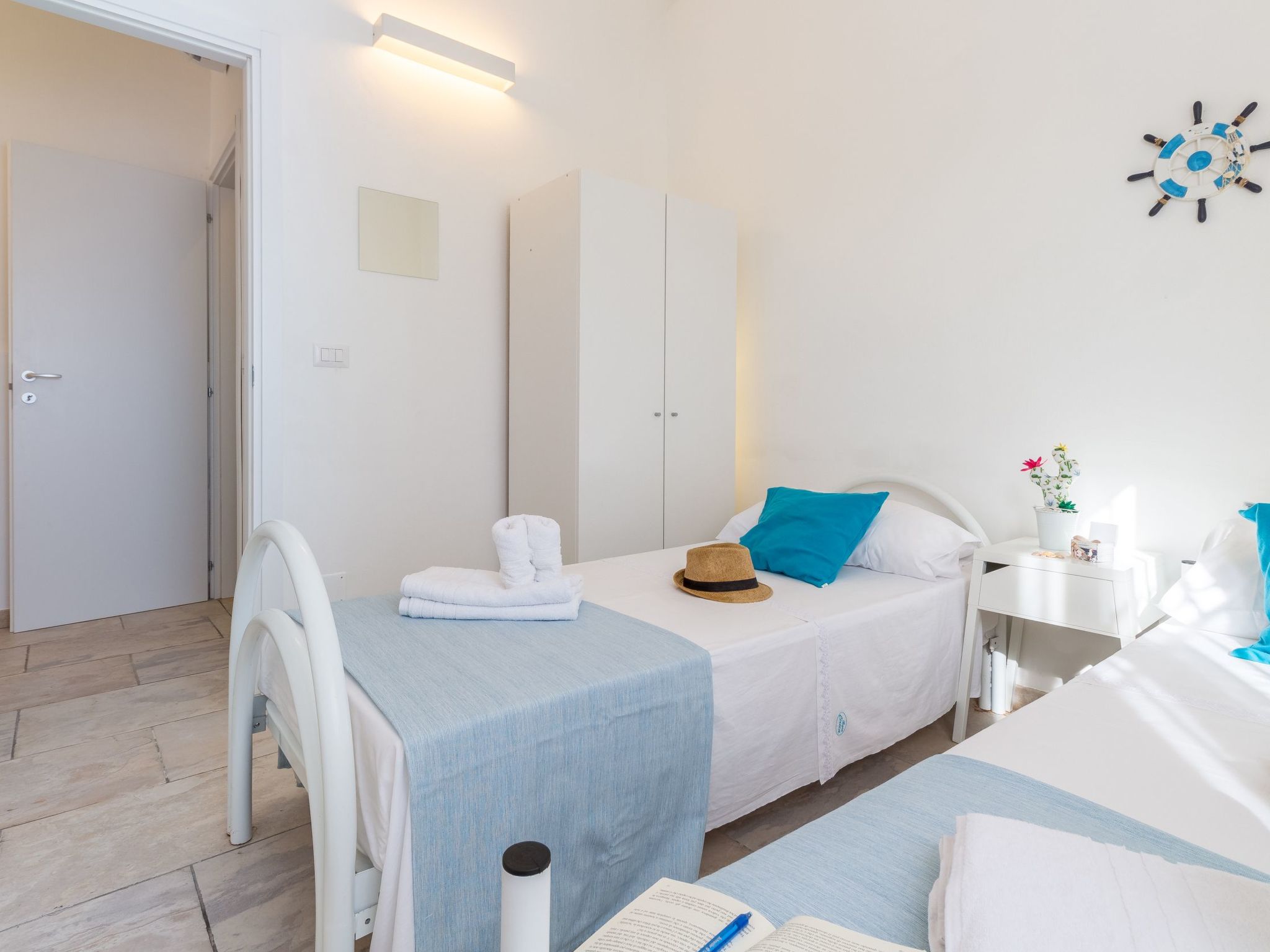 Edoné, Wohnung mit Blick auf einen Sandstrand-Binnen