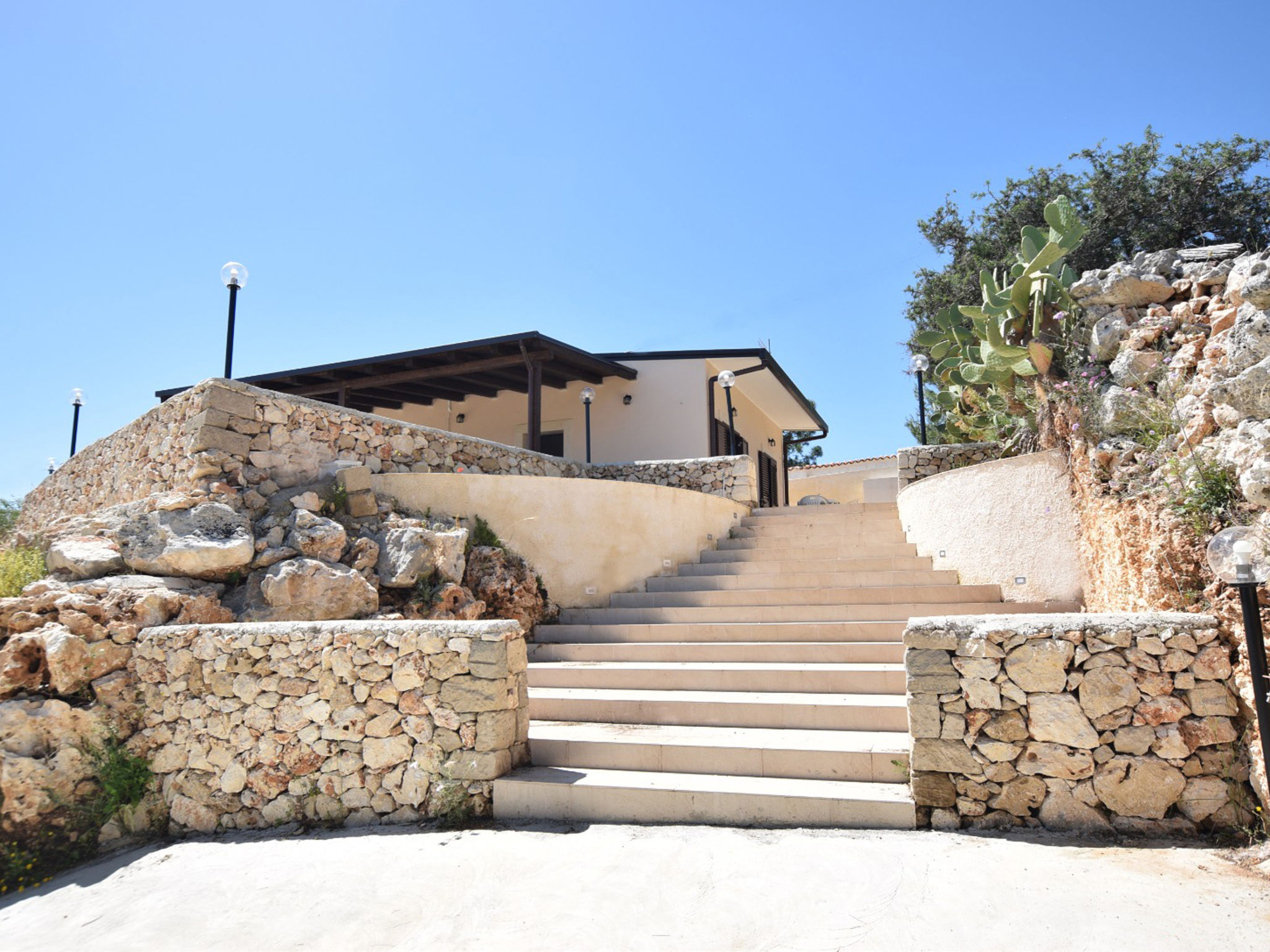 Zonnige villa met privézwembad nabij Floridia, Sicilië - foto 23
