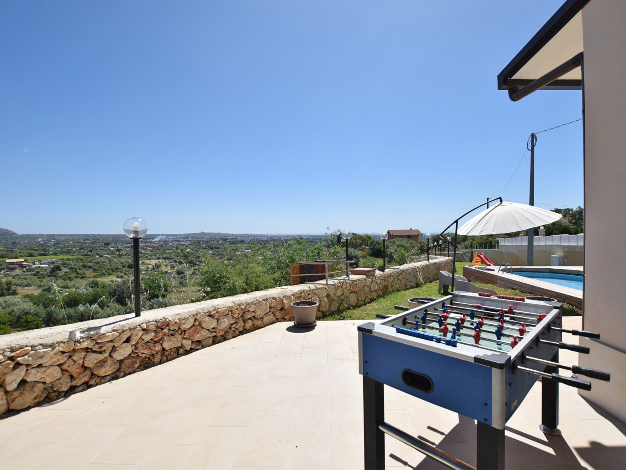 Zonnige villa met privézwembad nabij Floridia, Sicilië - foto 21