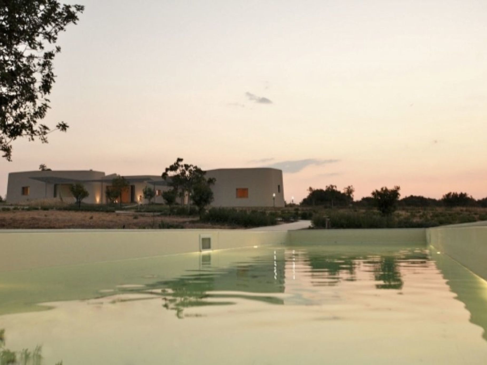 Villa Vendicari Senior Parkplatz, Schwimmbad.-Dedans