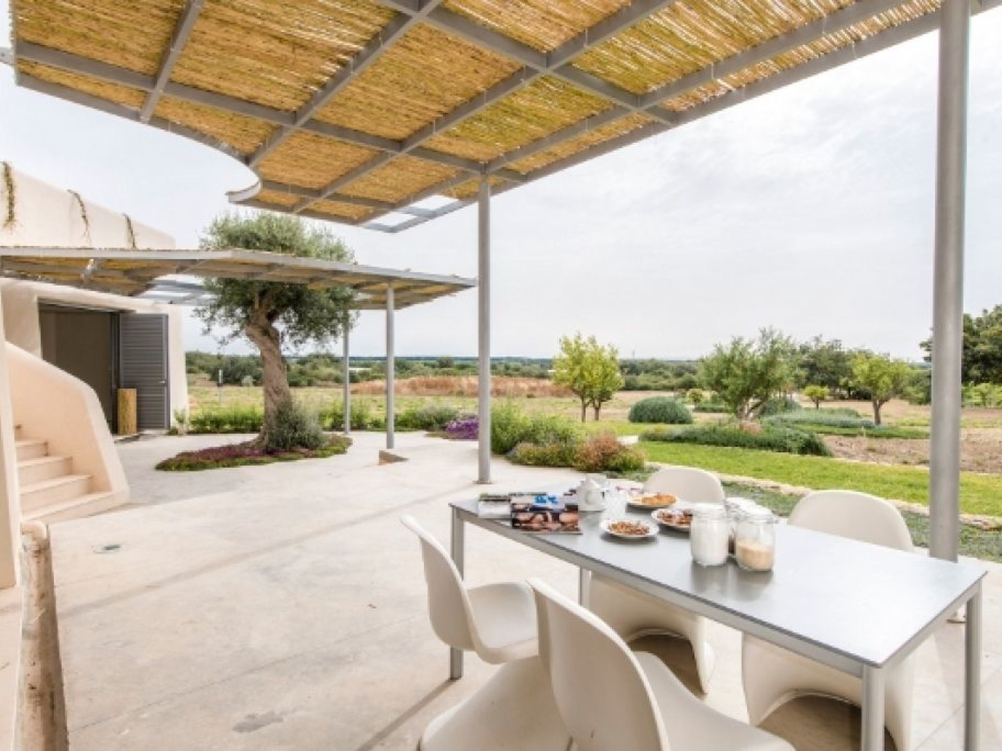 Villa Vendicari Senior Parkplatz, Schwimmbad.-Dedans