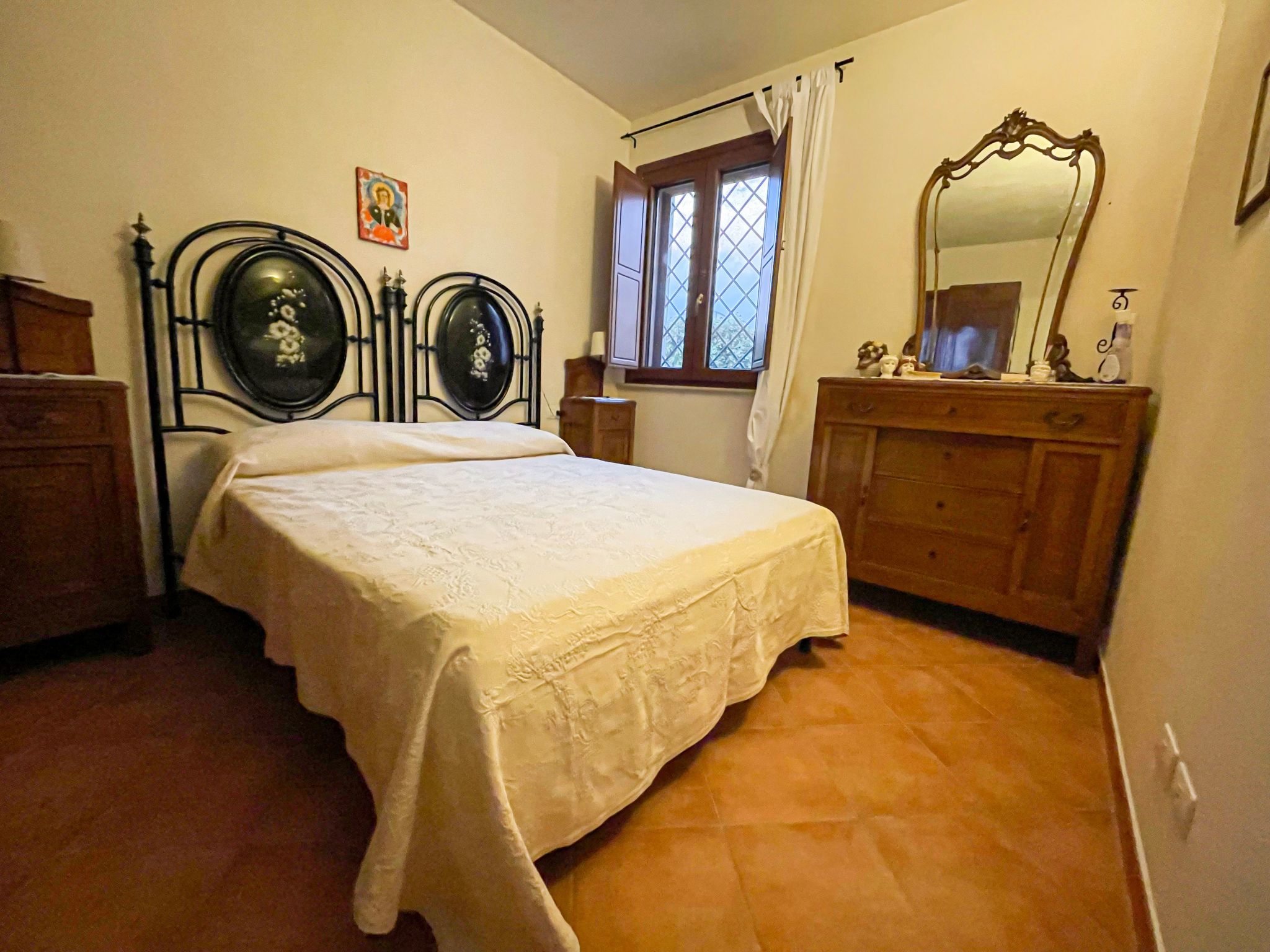 In Noto mit Terrasse, Garten und gemeinsamem Pool-Image-tags.info