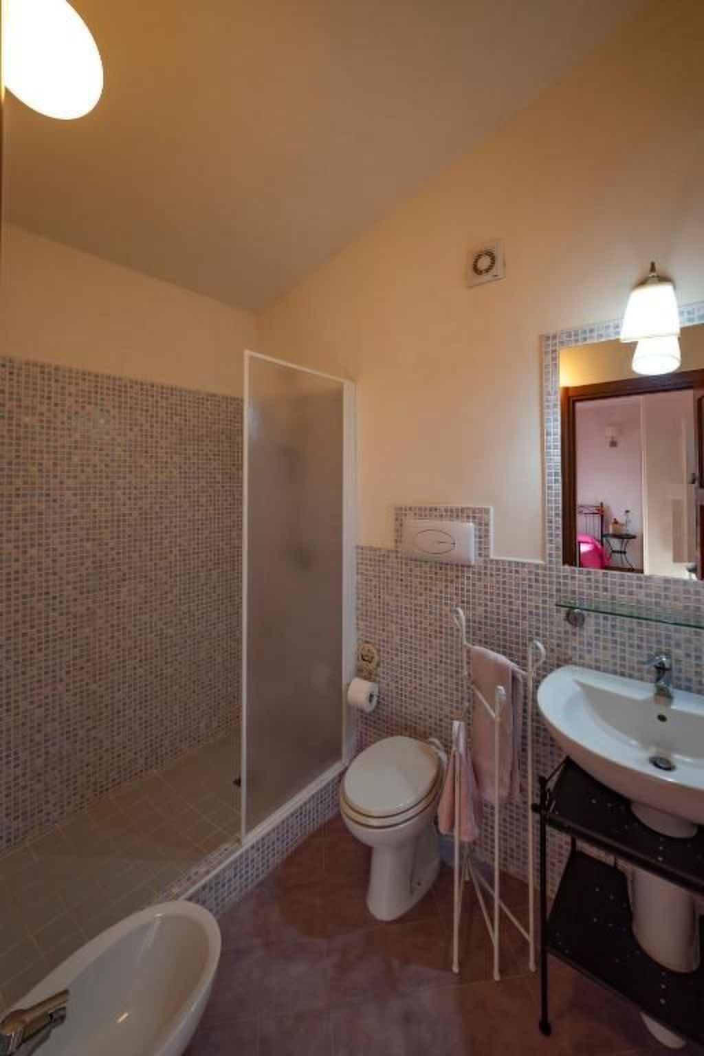 In Noto mit Terrasse, Garten und gemeinsamem Pool-Image-tags.info