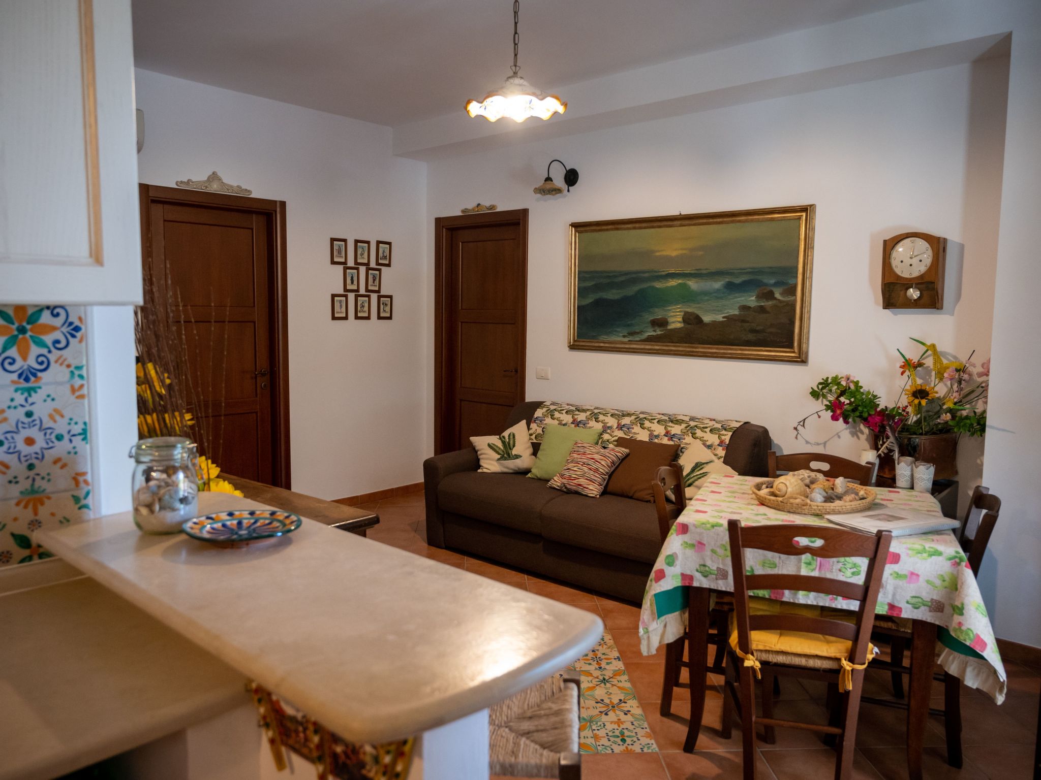 In Noto mit Terrasse, Garten und gemeinsamem Pool-Image-tags.info