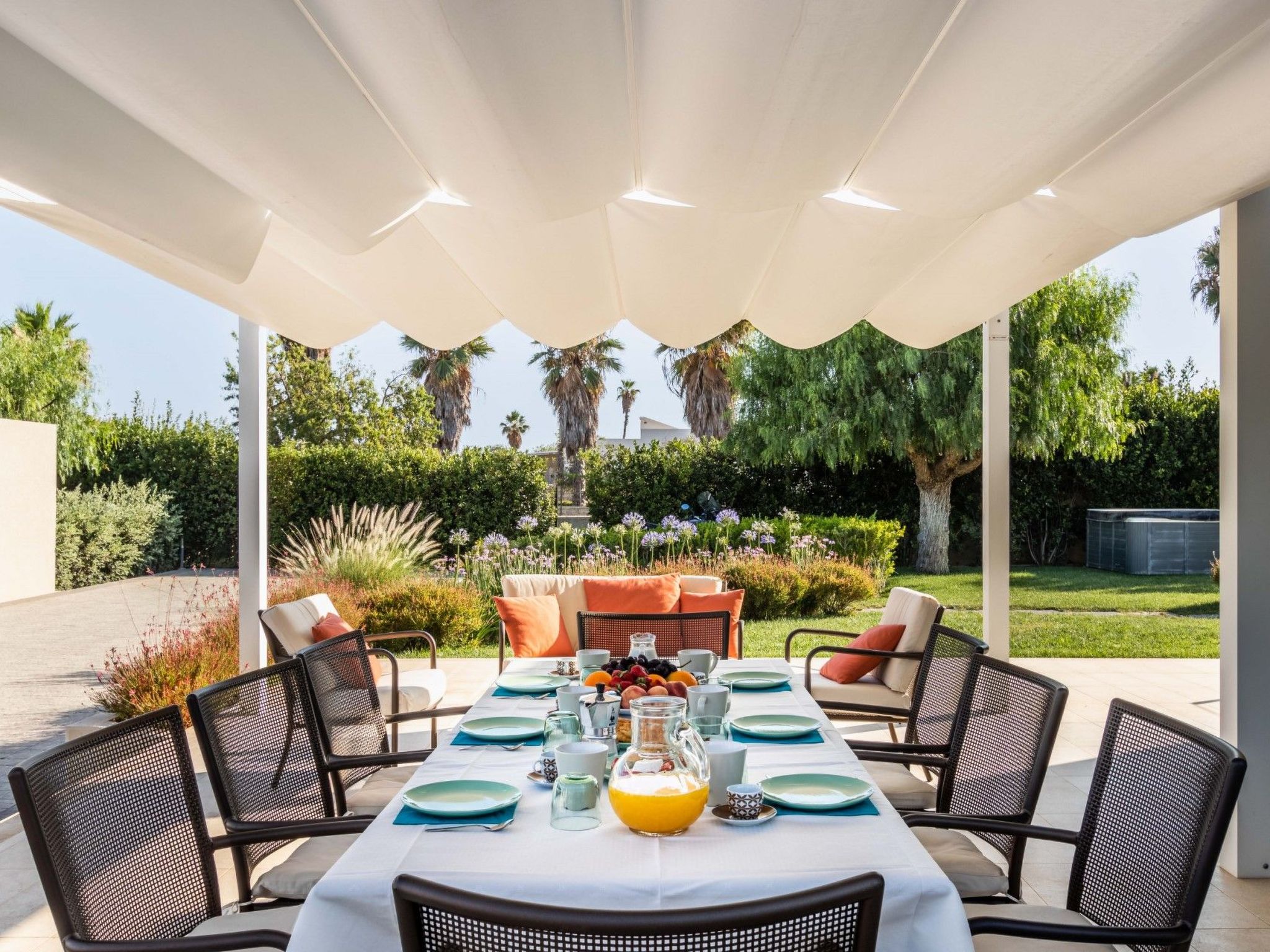 'Villa Paolo' mit Gemeinschaftspool-Drinnen