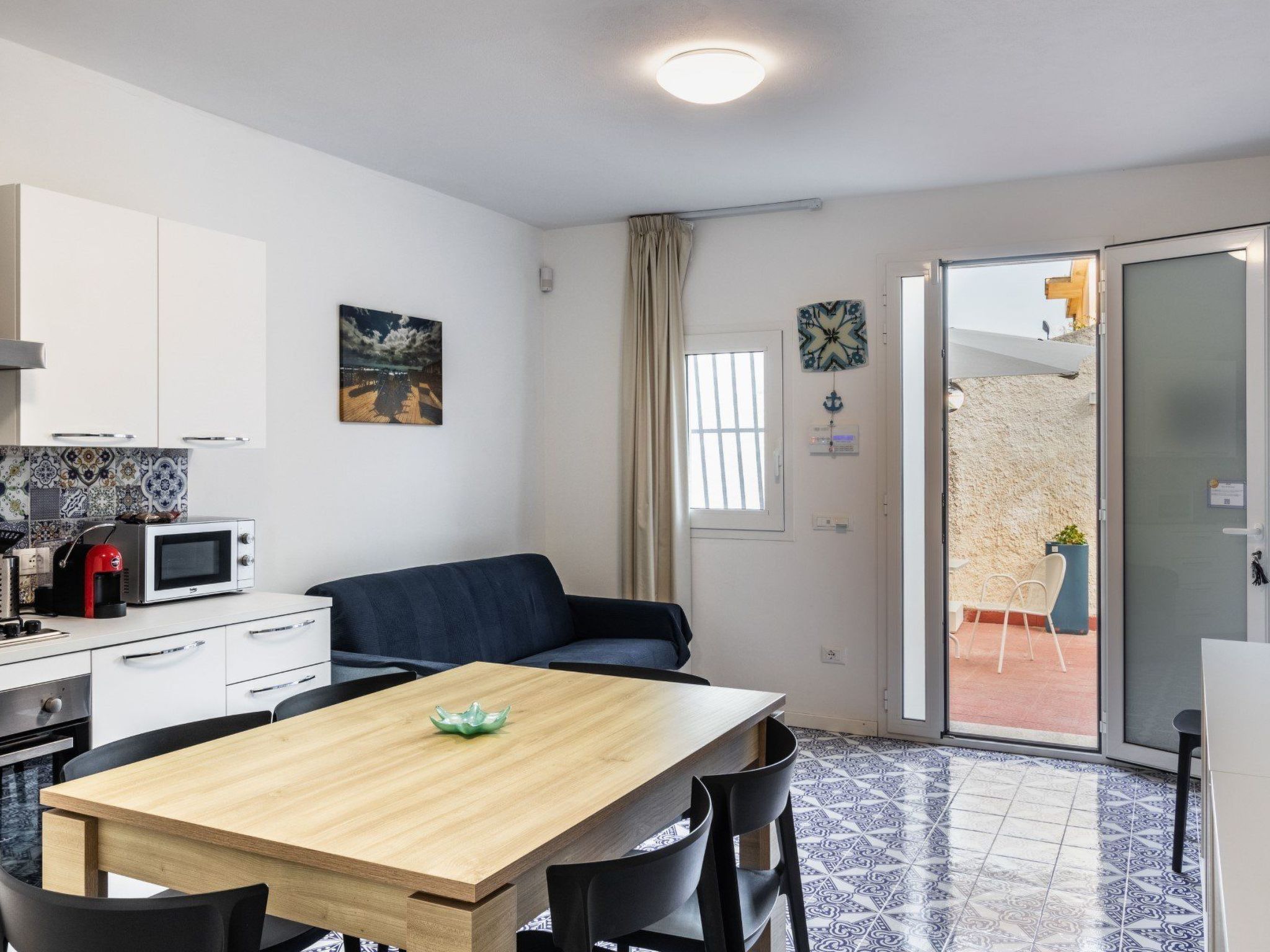 Wohnung "La Maiolica" direkt am Wasser-Drinnen