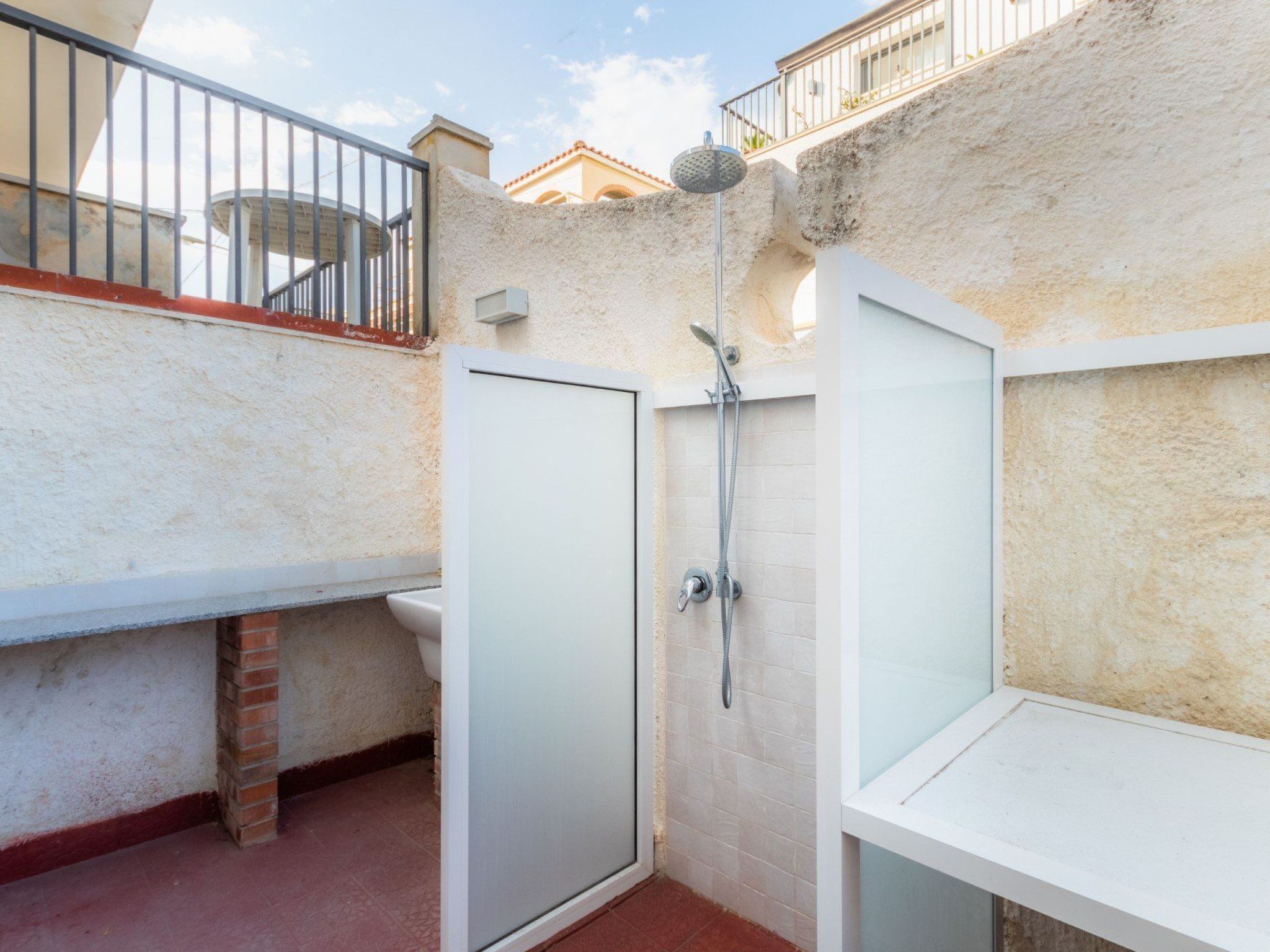 Wohnung "La Maiolica" direkt am Wasser-Drinnen