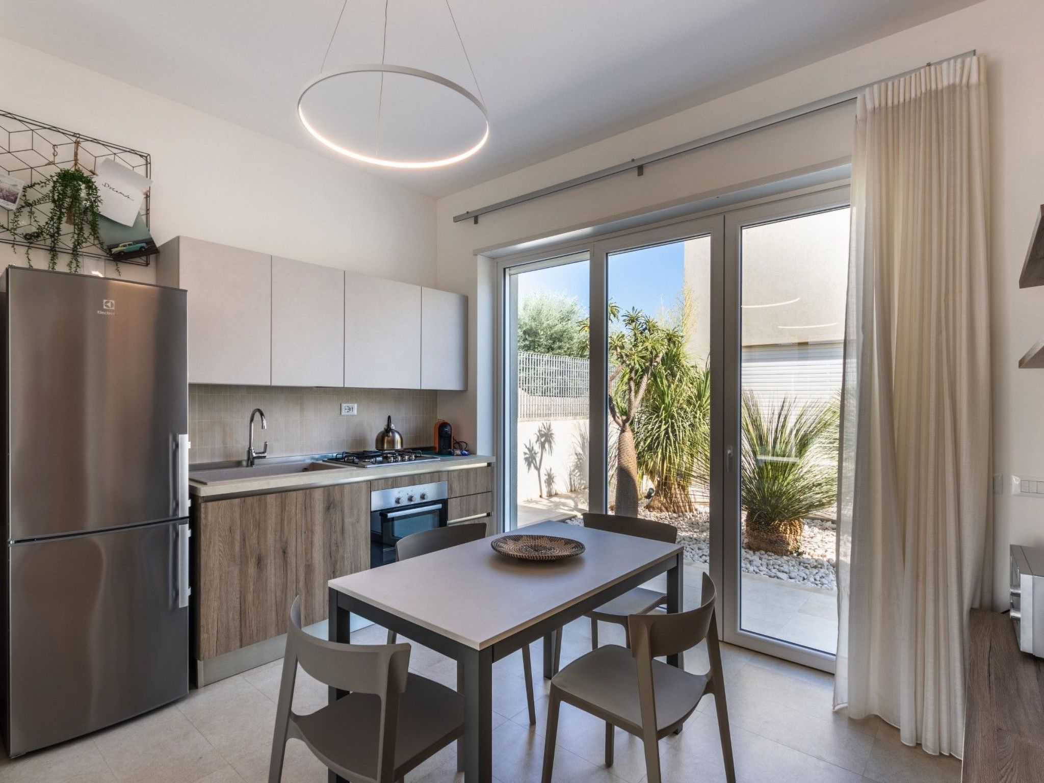 'Villa Luisa' mit Pool-Drinnen