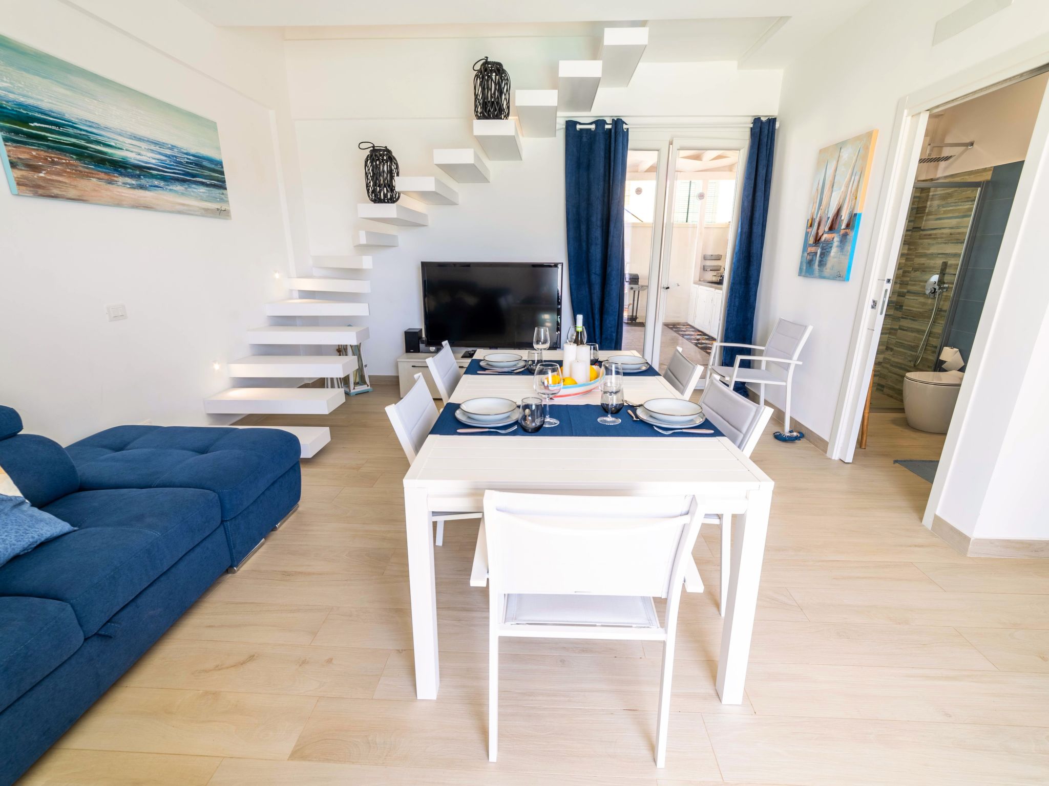 Schwimmbad, elegant, in Strandnähe-Dedans