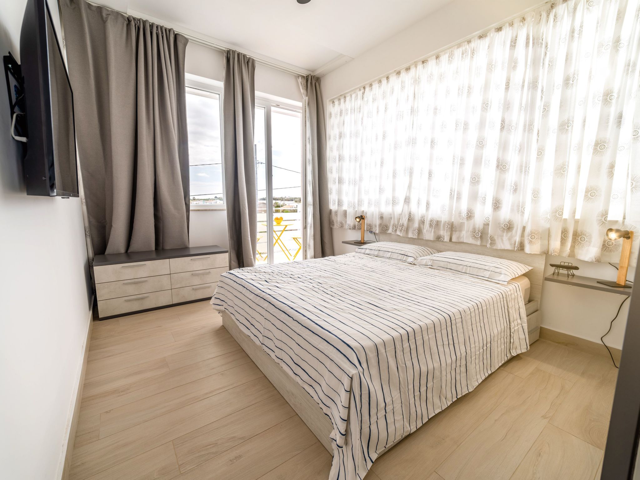 Schwimmbad, elegant, in Strandnähe-Dedans