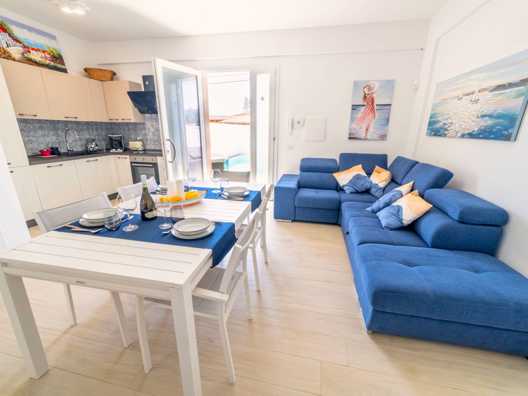 Schwimmbad, elegant, in Strandnähe-Dedans