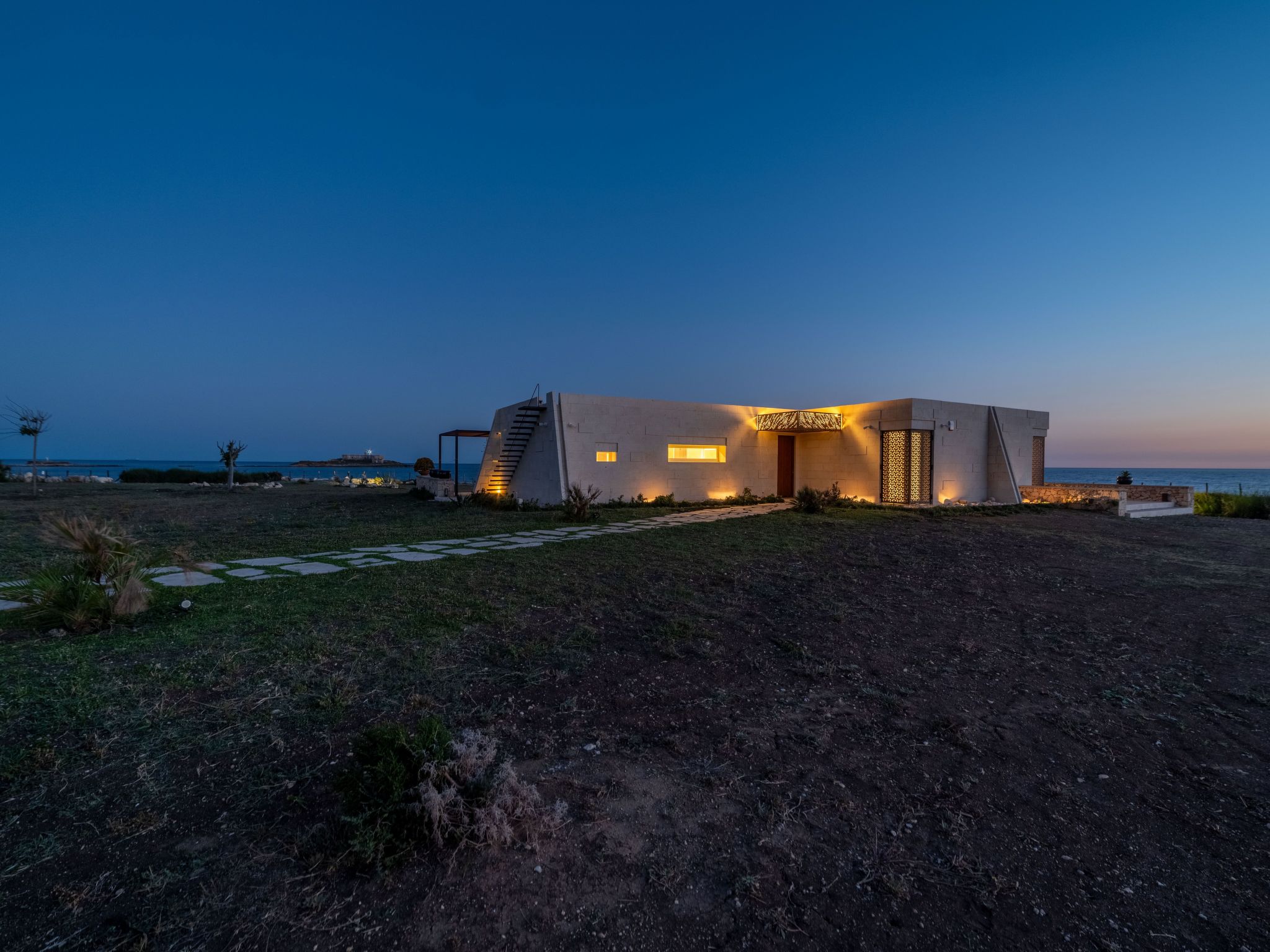 Europas südlichstes Luxusdomizil am Meer-Binnen