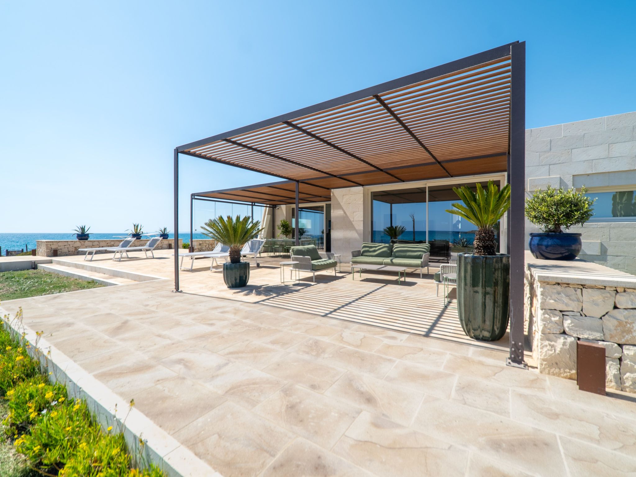 Europas südlichstes Luxusdomizil am Meer-Binnen