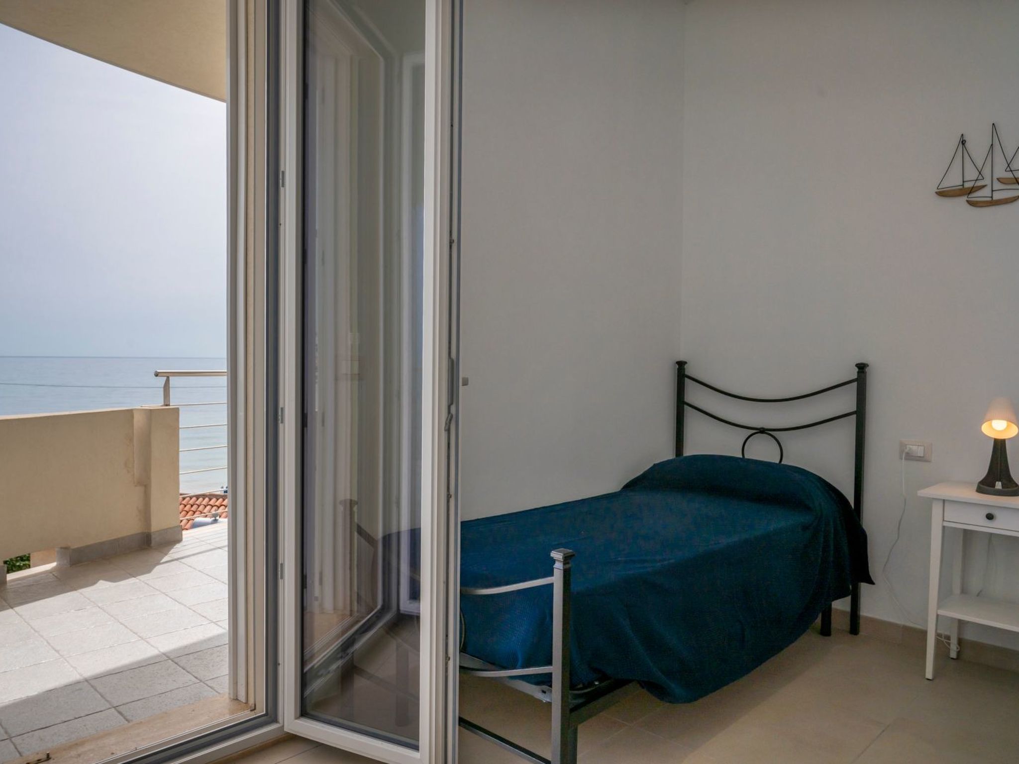 Wohnung 'Cicirata Sea Beach-Inside