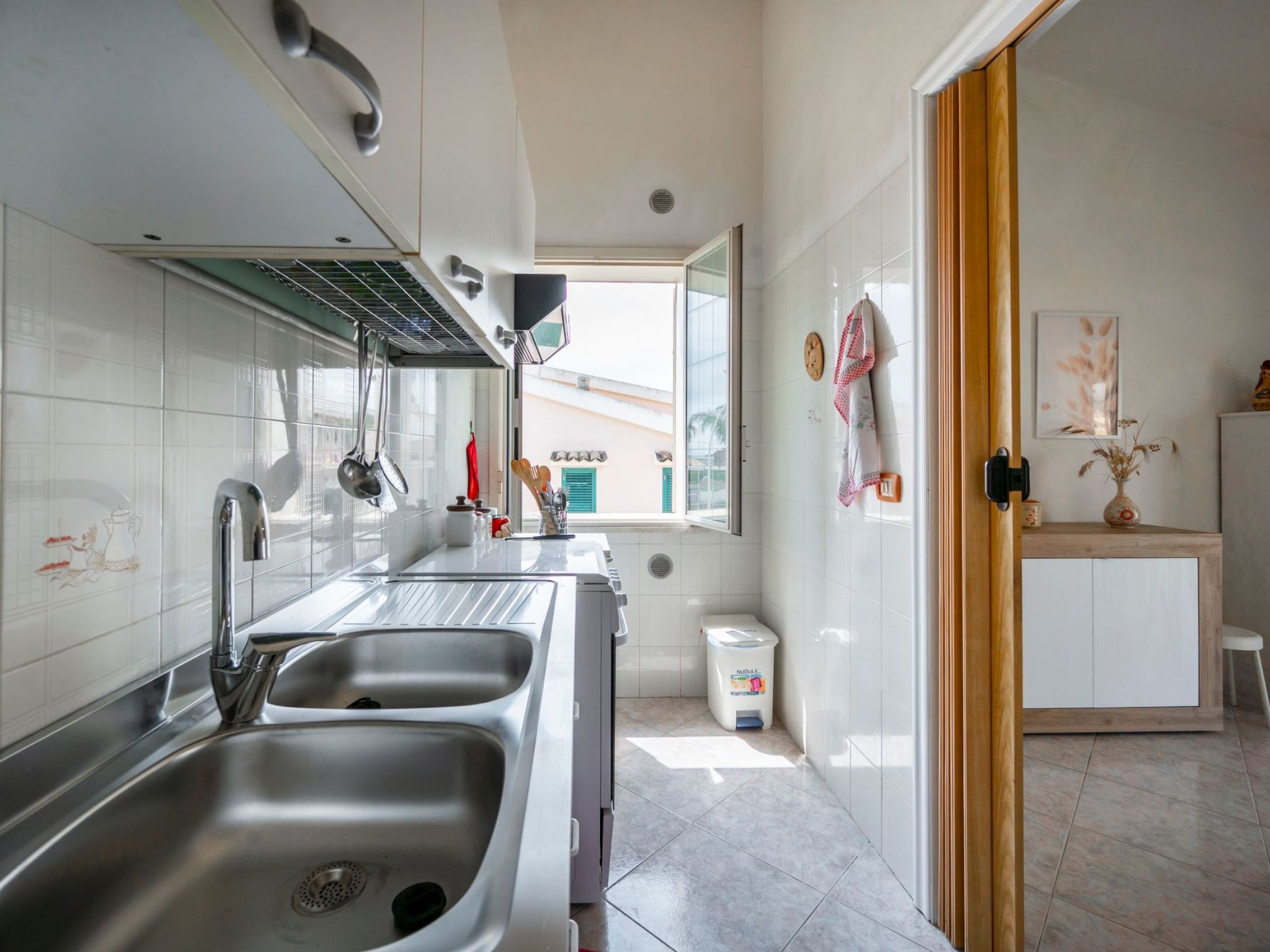 Elvira Wohnung-Binnen