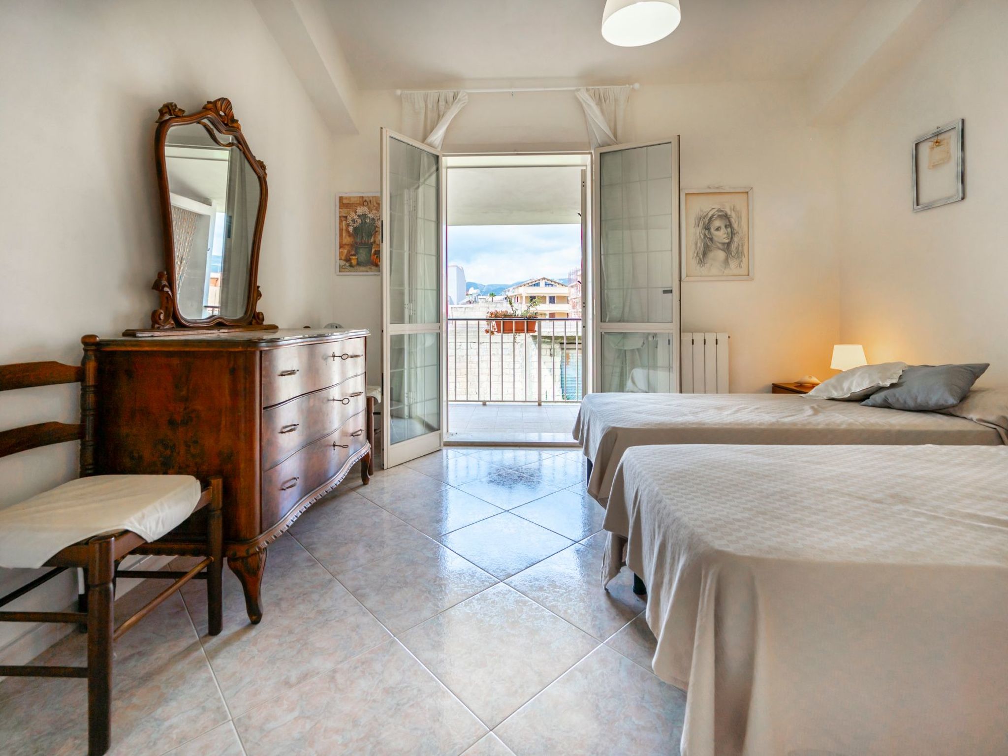 Elvira Wohnung-Binnen