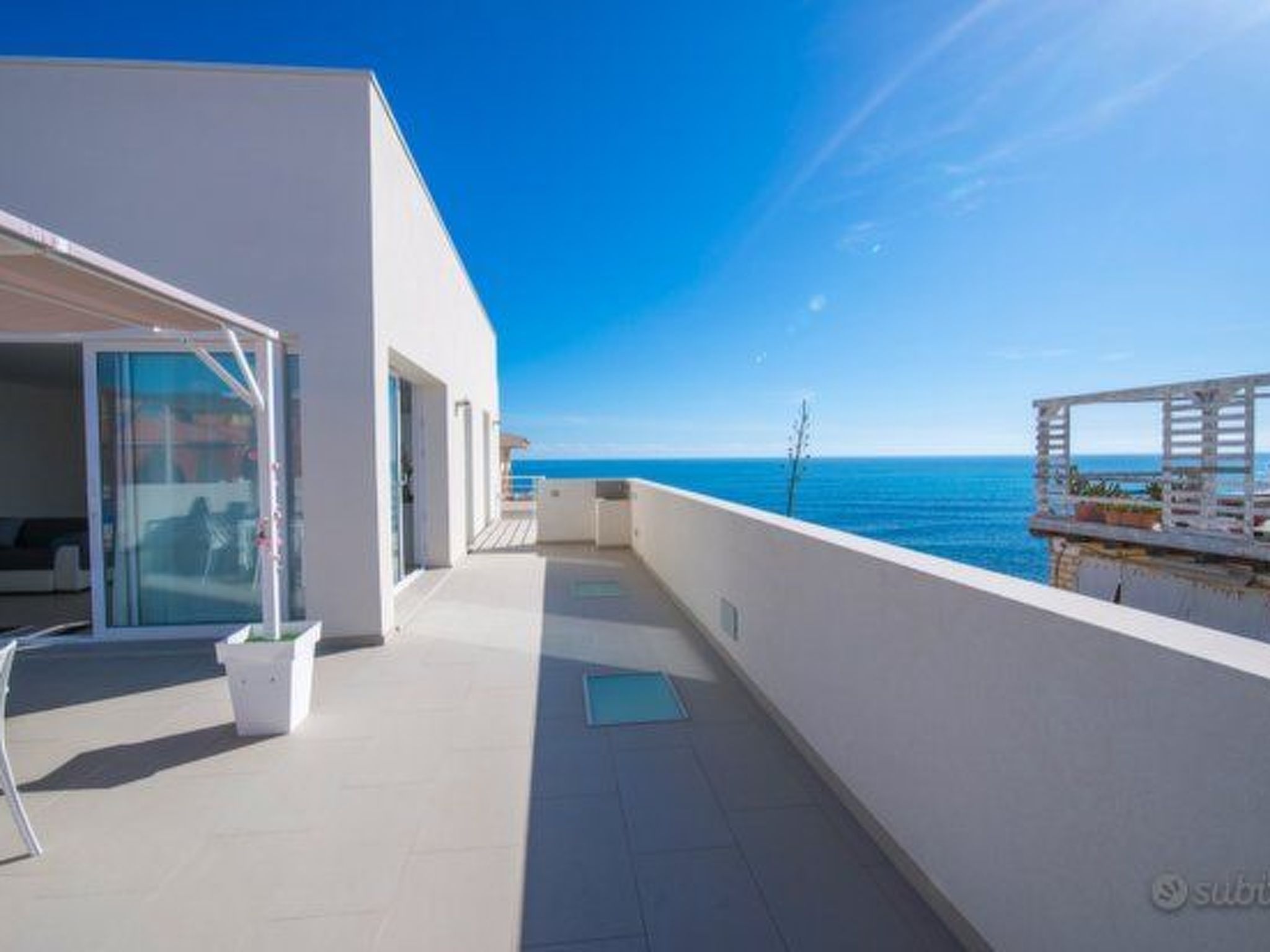 Waves of Sicily Suite Meerblick-Binnen