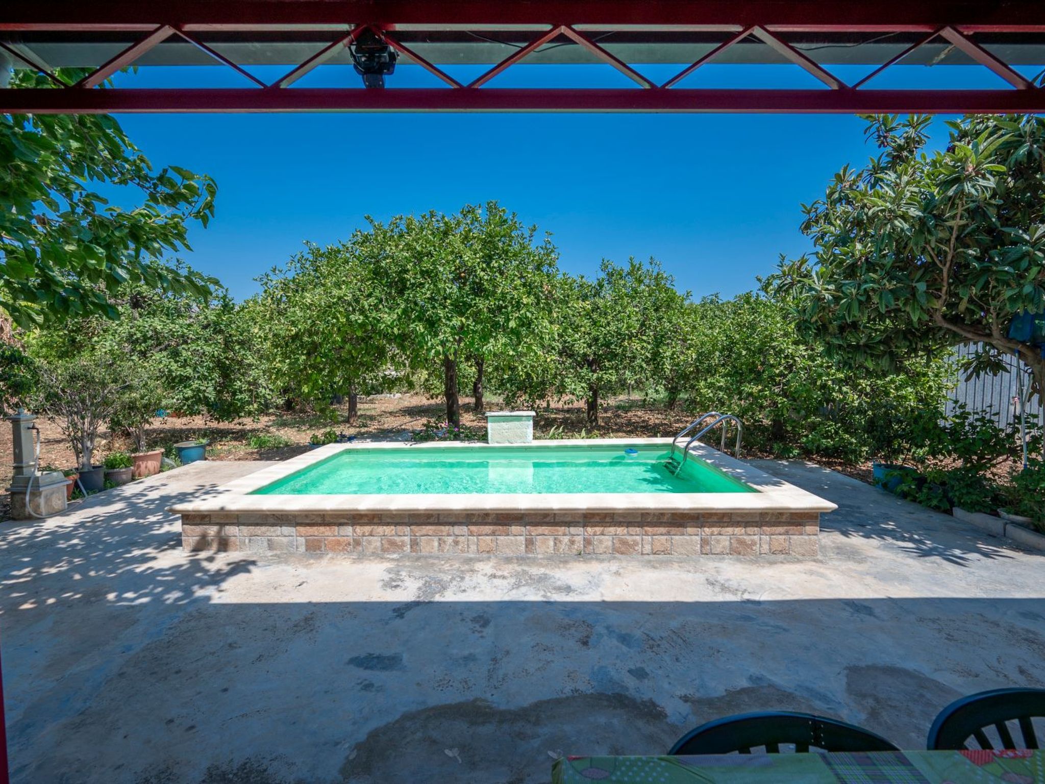 Der Zitronenhain von Nonno Corrado-Binnen