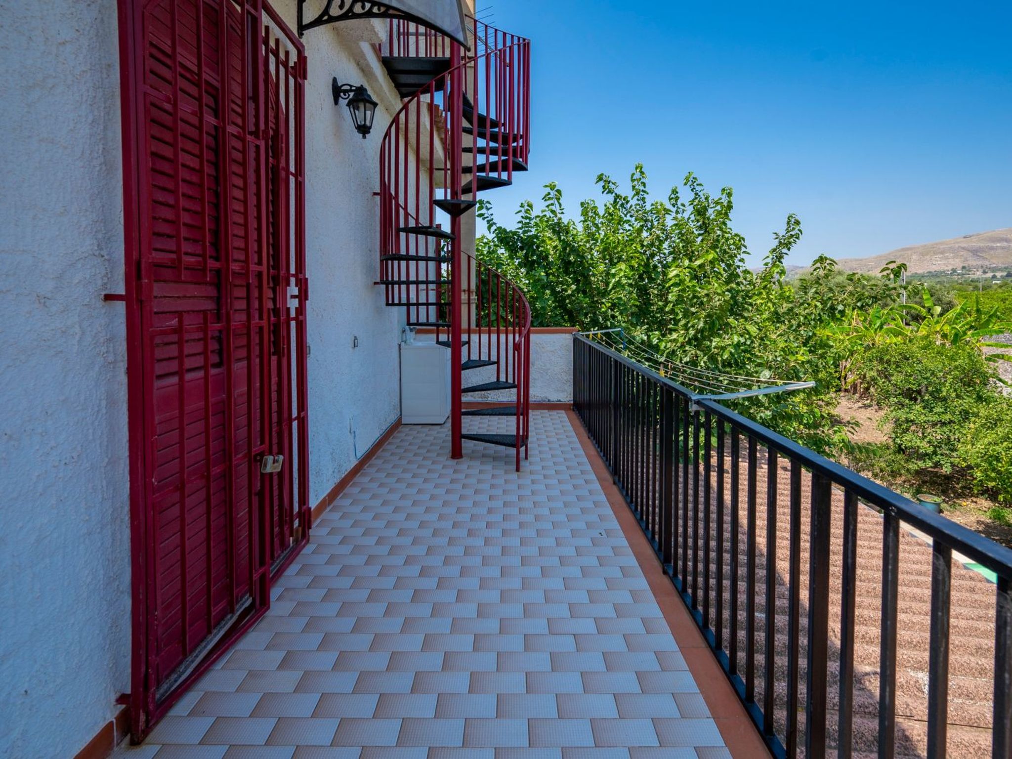 Der Zitronenhain von Nonno Corrado-Binnen