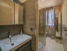 Two Palms: Ruim appartement op 100 meter van het strand in Avola - thumbnail 6