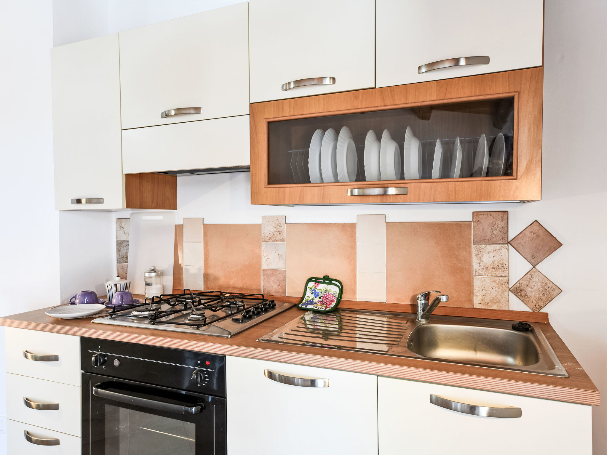 Appartement MareLuna – Cuisine et coin repas, photo 9 sur 30