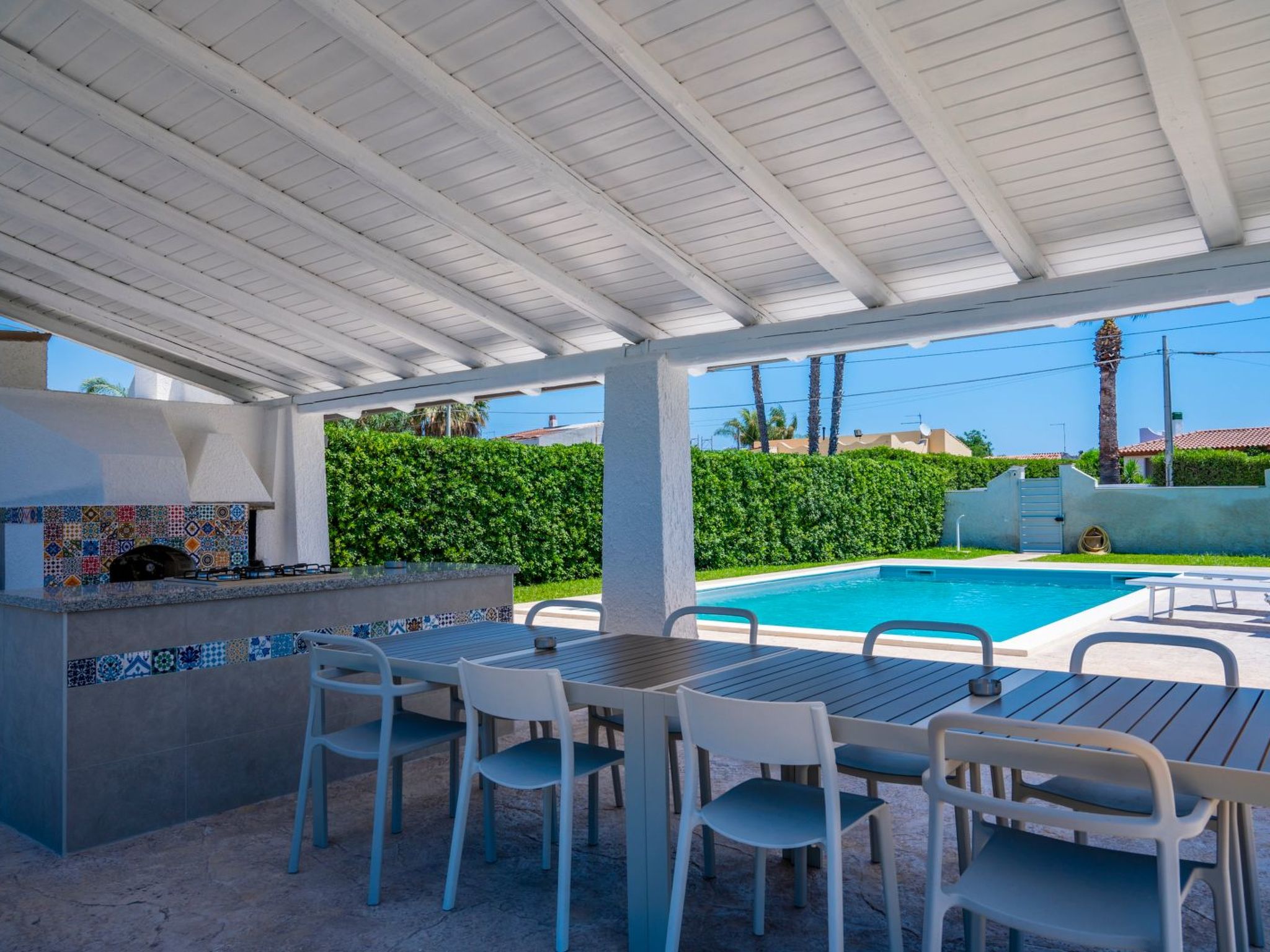 Für 10 Personen an der Küste Siziliens-Binnen