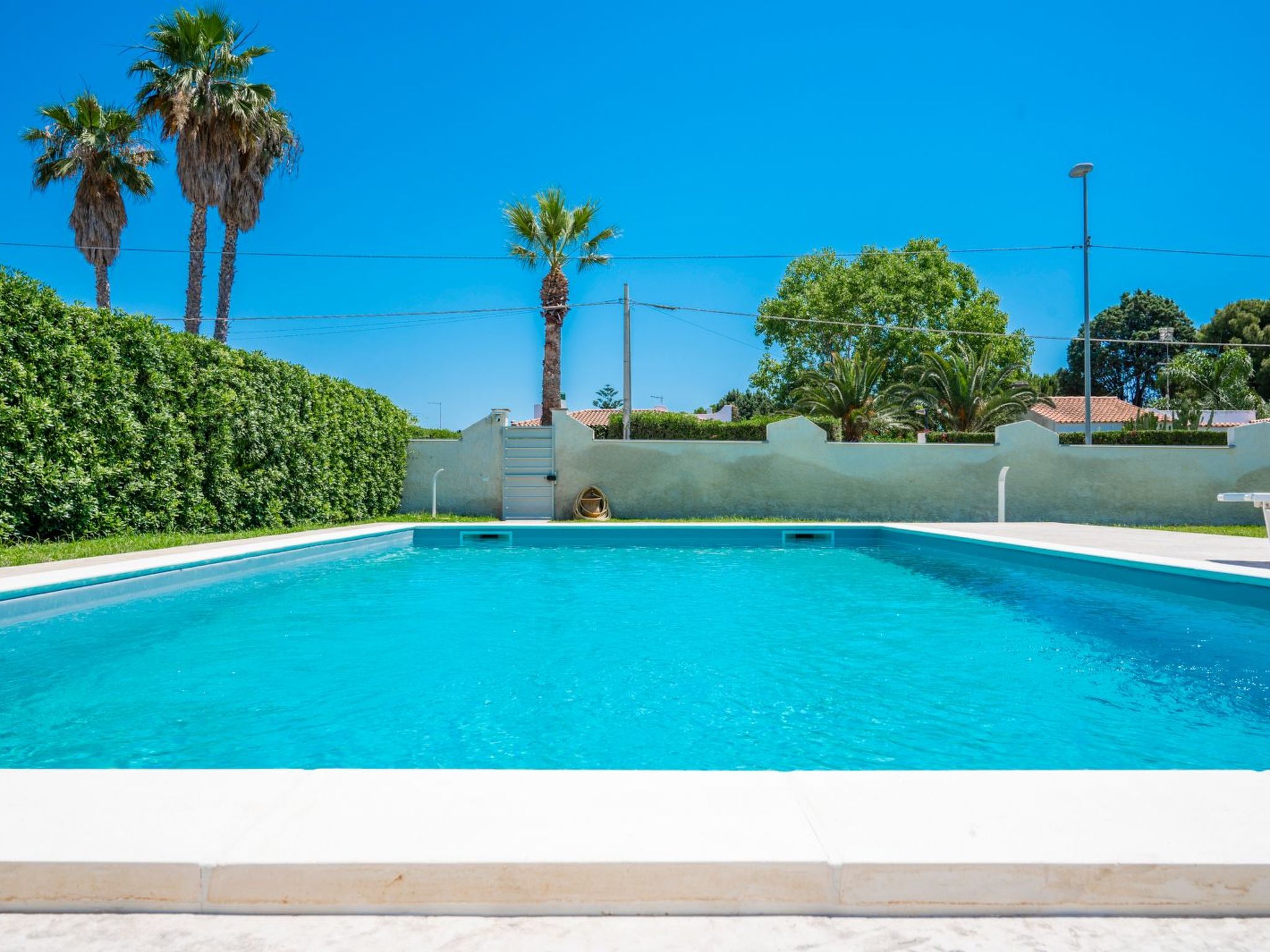 Für 10 Personen an der Küste Siziliens-Binnen