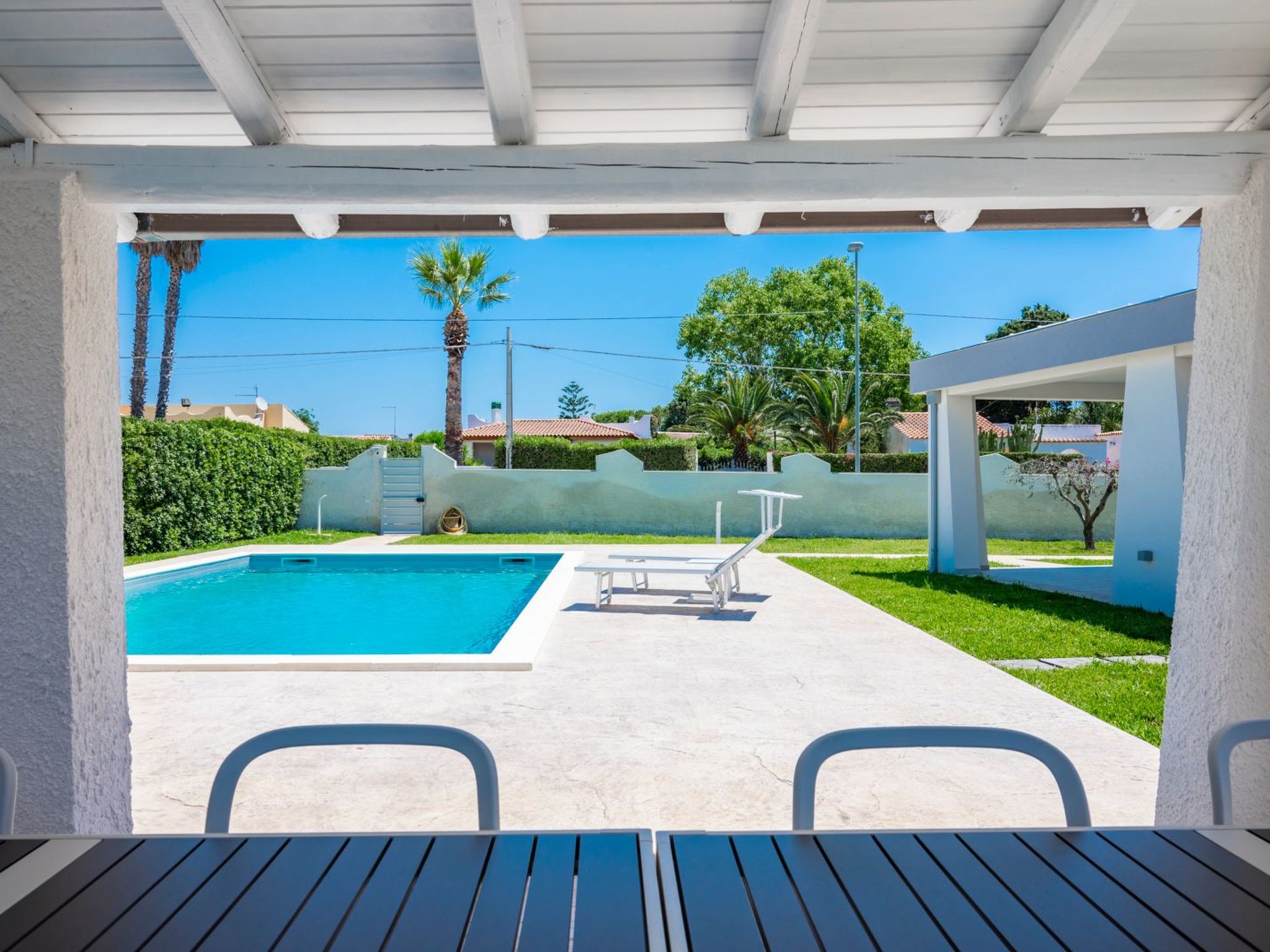 Für 10 Personen an der Küste Siziliens-Binnen