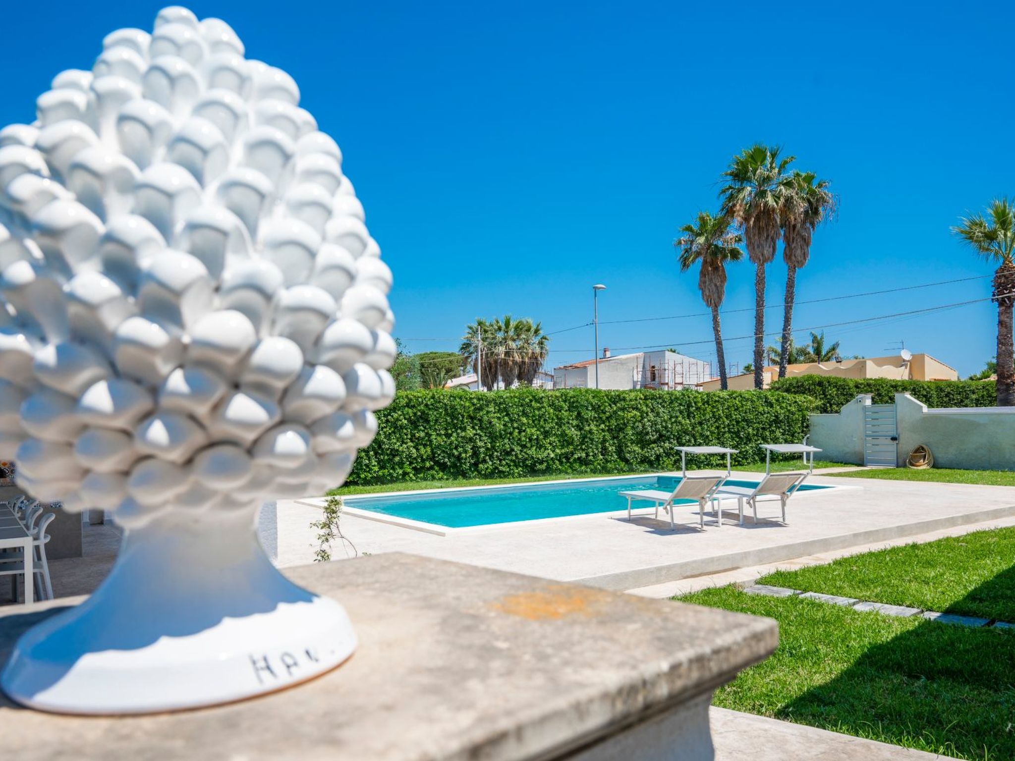 Für 10 Personen an der Küste Siziliens-Binnen