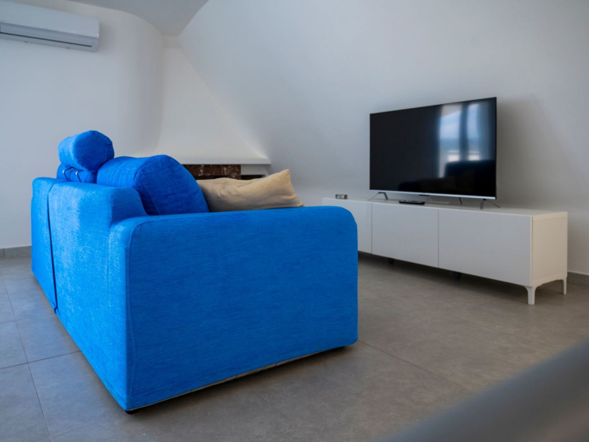 Für 10 Personen an der Küste Siziliens-Binnen