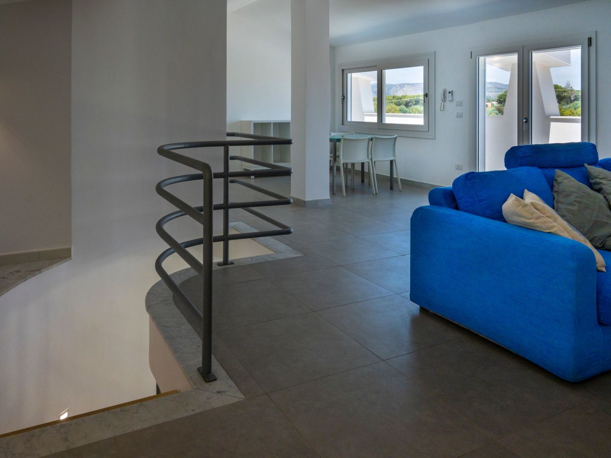 Für 10 Personen an der Küste Siziliens-Binnen