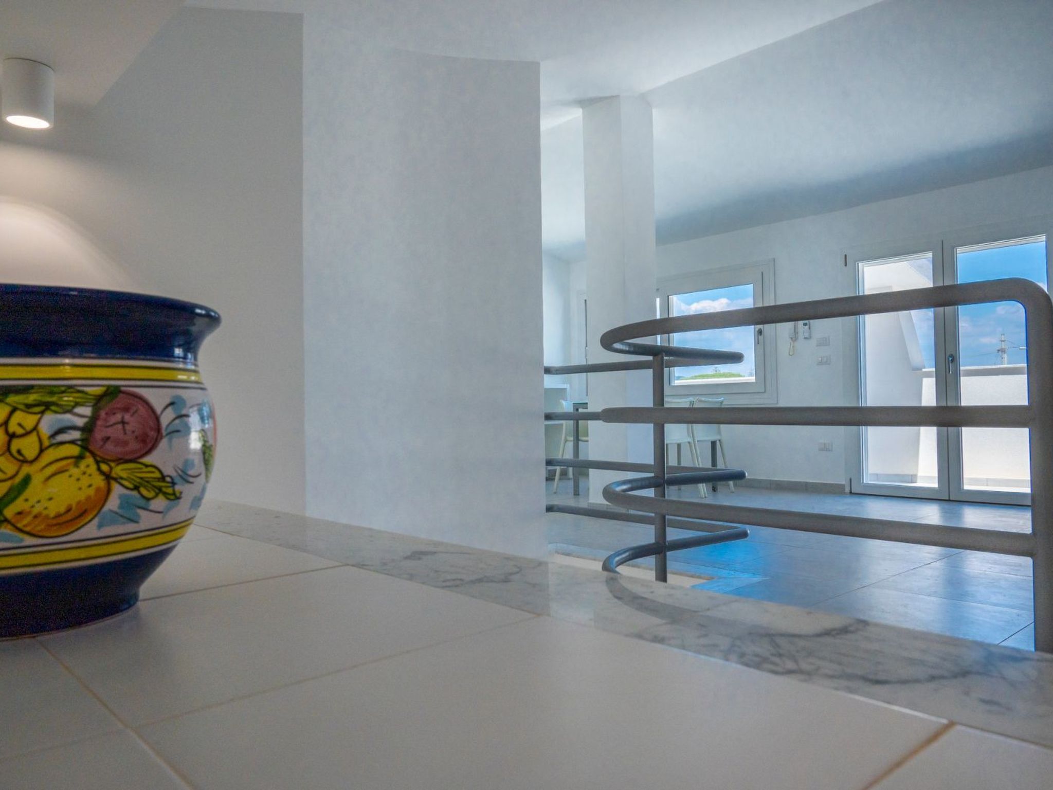 Für 10 Personen an der Küste Siziliens-Binnen