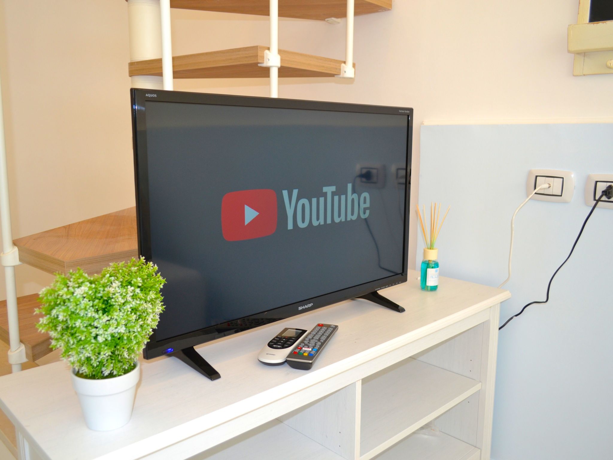 'Flamingo Spa-Image-tags.info