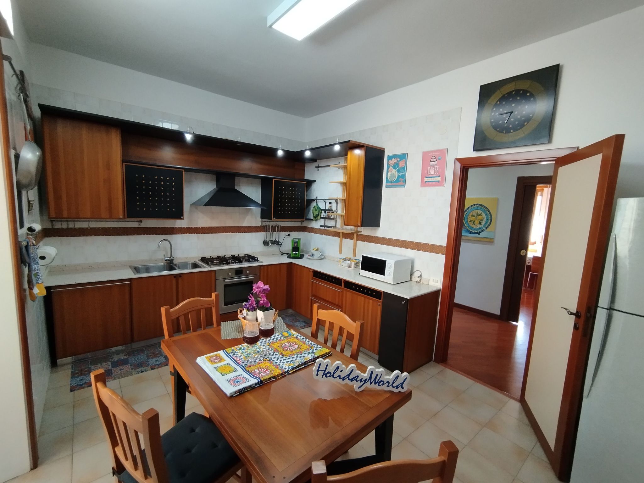 Sea La Vie by Holiday World-Inside