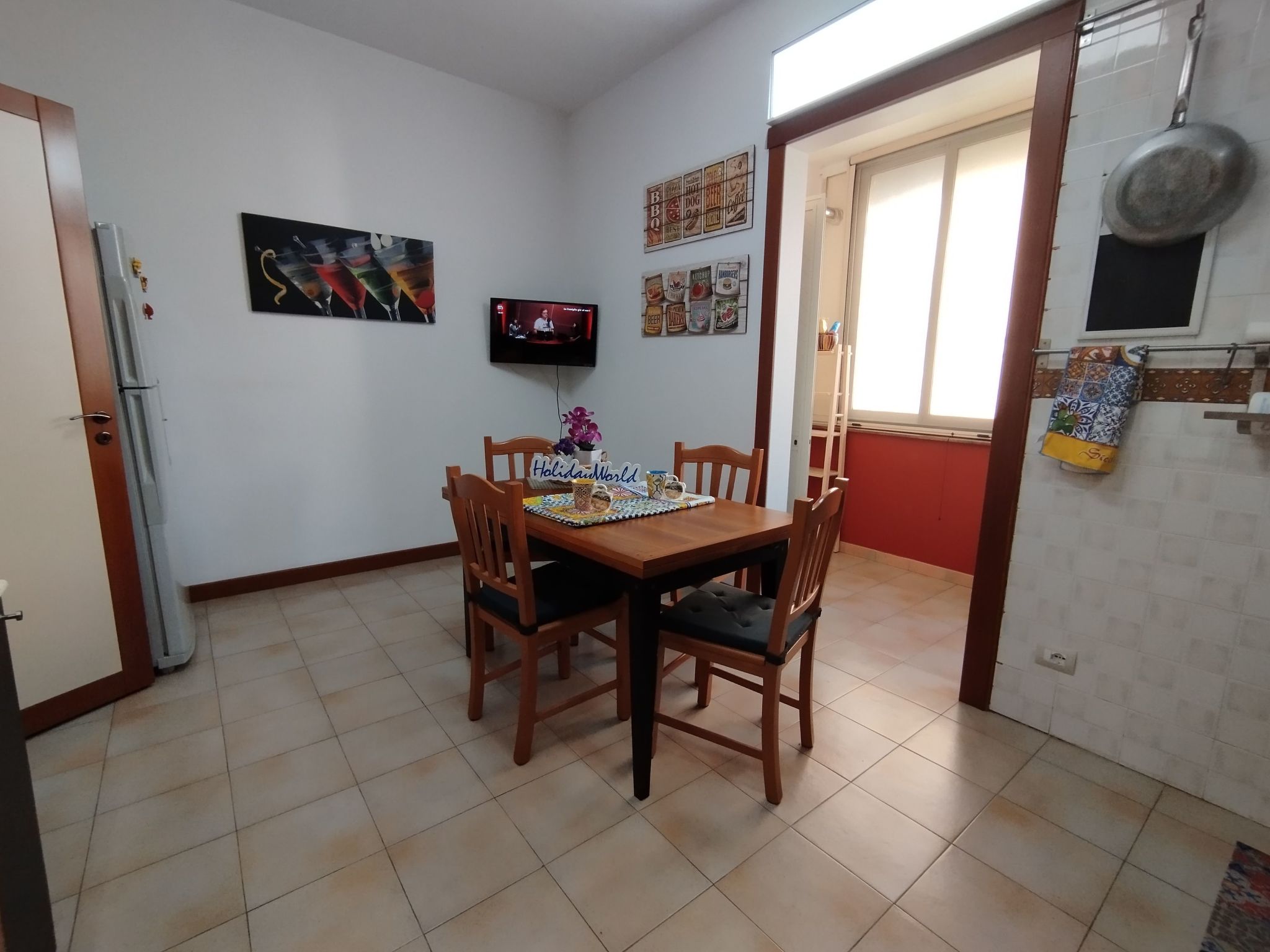 Sea La Vie by Holiday World-Inside