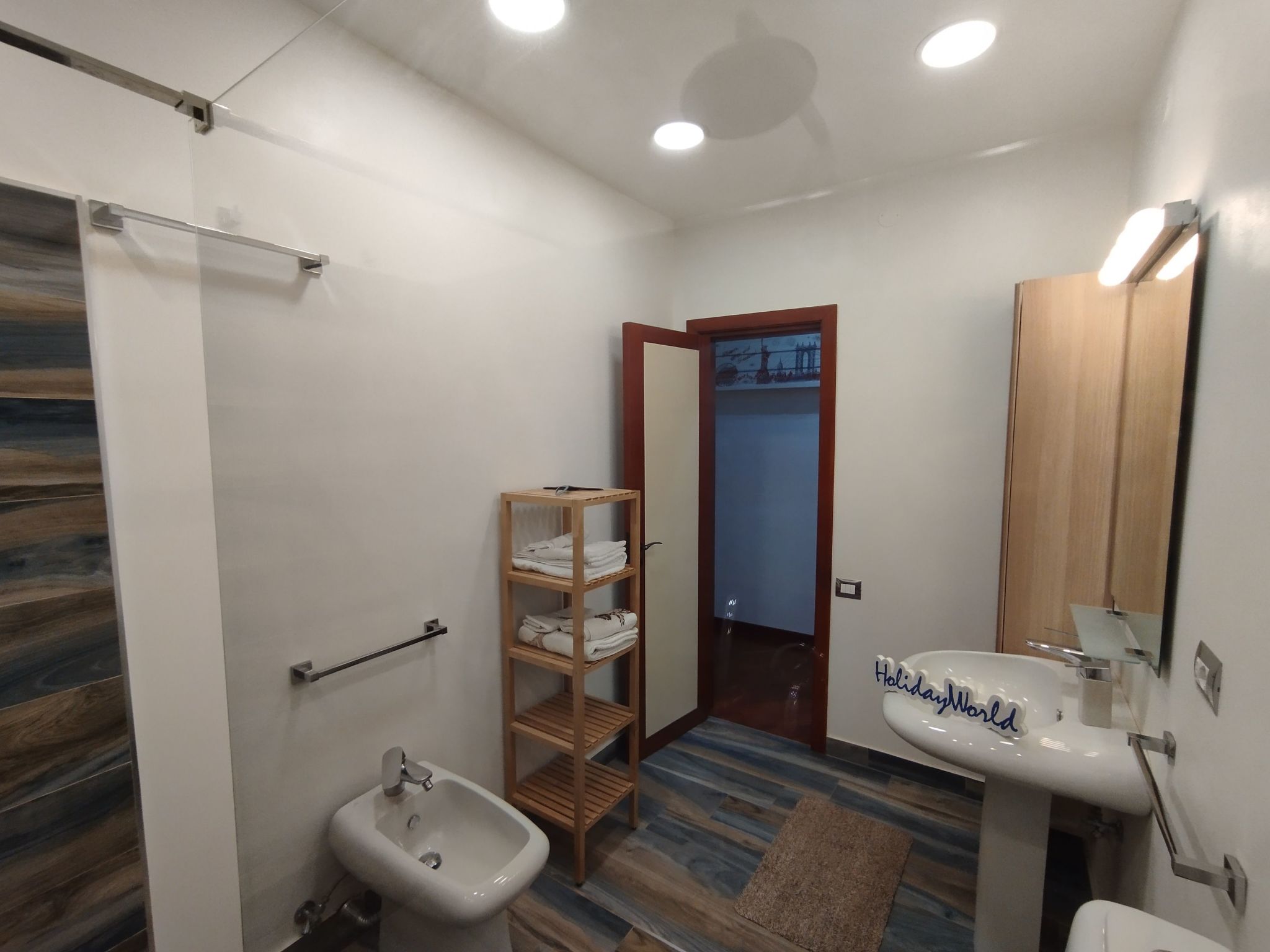 Sea La Vie by Holiday World-Inside