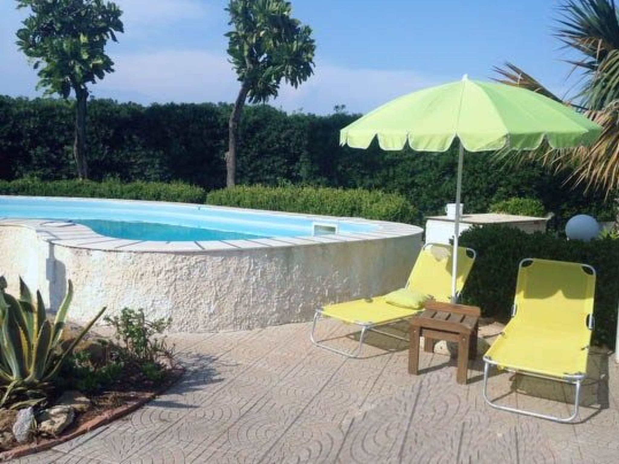 Für 12 Personen in Syrakus-Image-tags.info