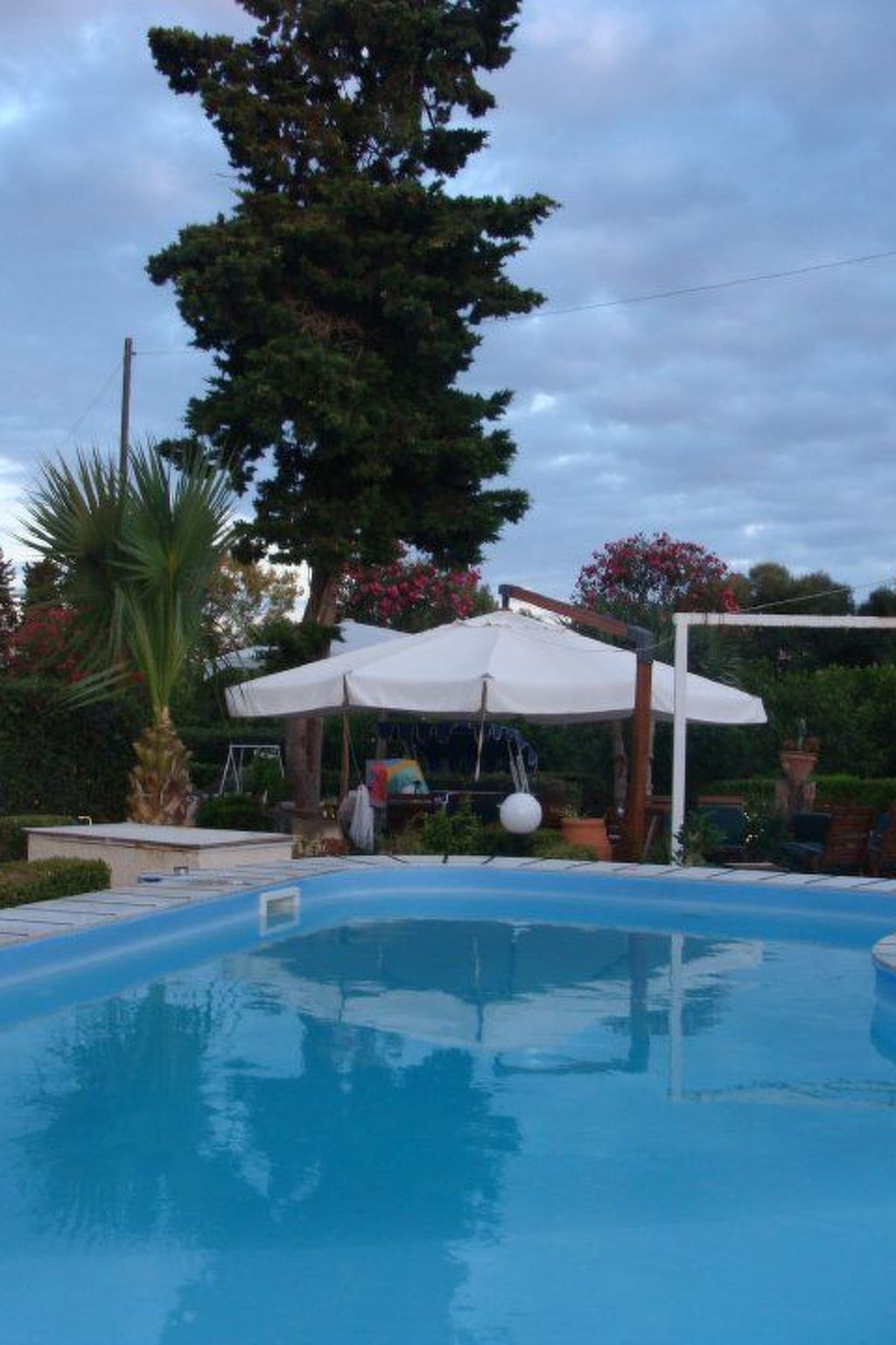 Für 12 Personen in Syrakus-Image-tags.info