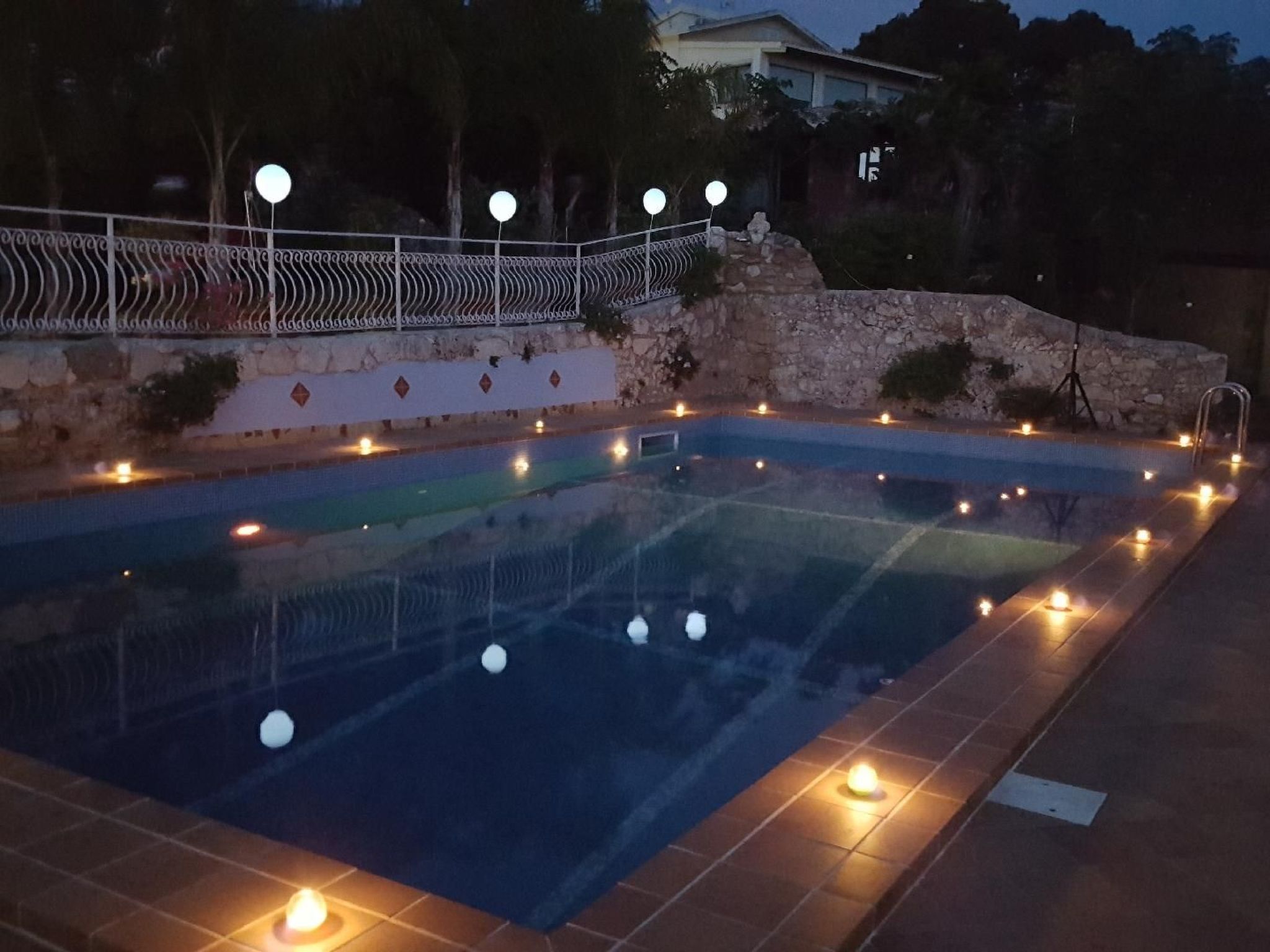 SYRAKUS IN WOHNSITZ MIT POOL PLEMMIRIO