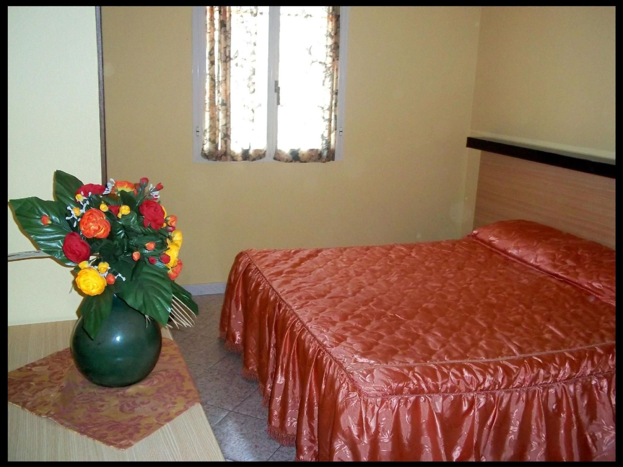 SYRAKUS IN WOHNSITZ MIT POOL PLEMMIRIO-Image-tags.info