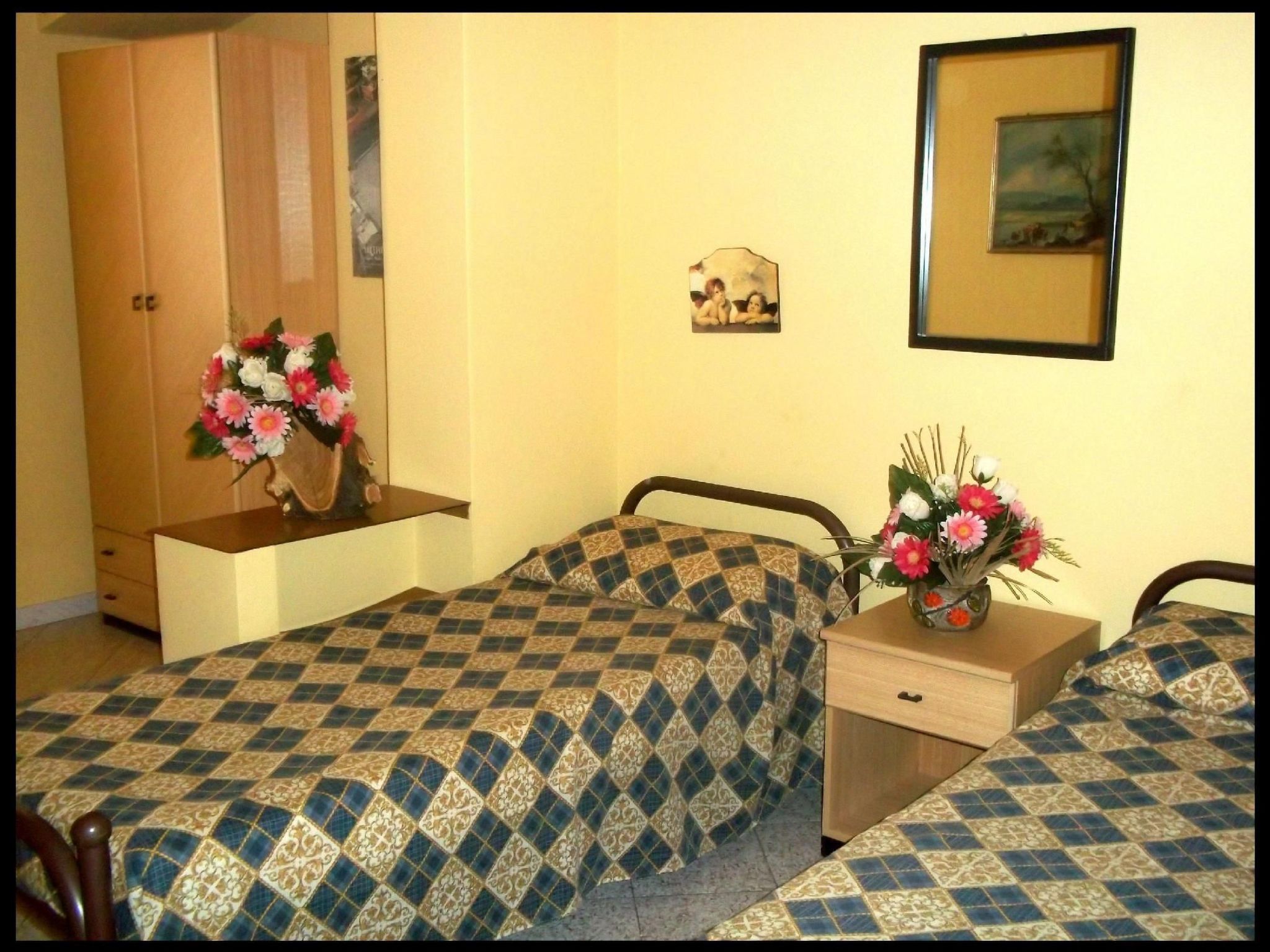 SYRAKUS IN WOHNSITZ MIT POOL PLEMMIRIO-Image-tags.info